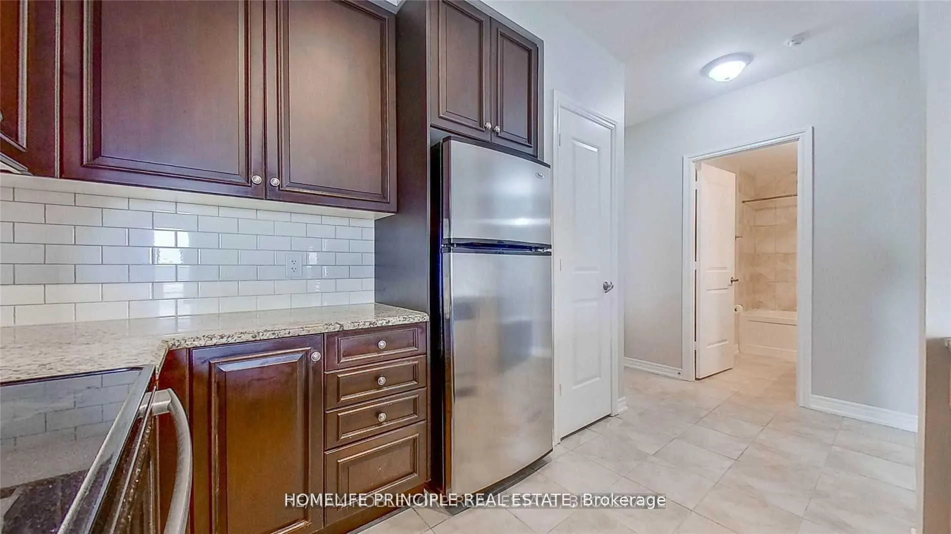 Photo 18 of Unit 910, 9245 Jane Street, Vaughan, Maple — HOMEH