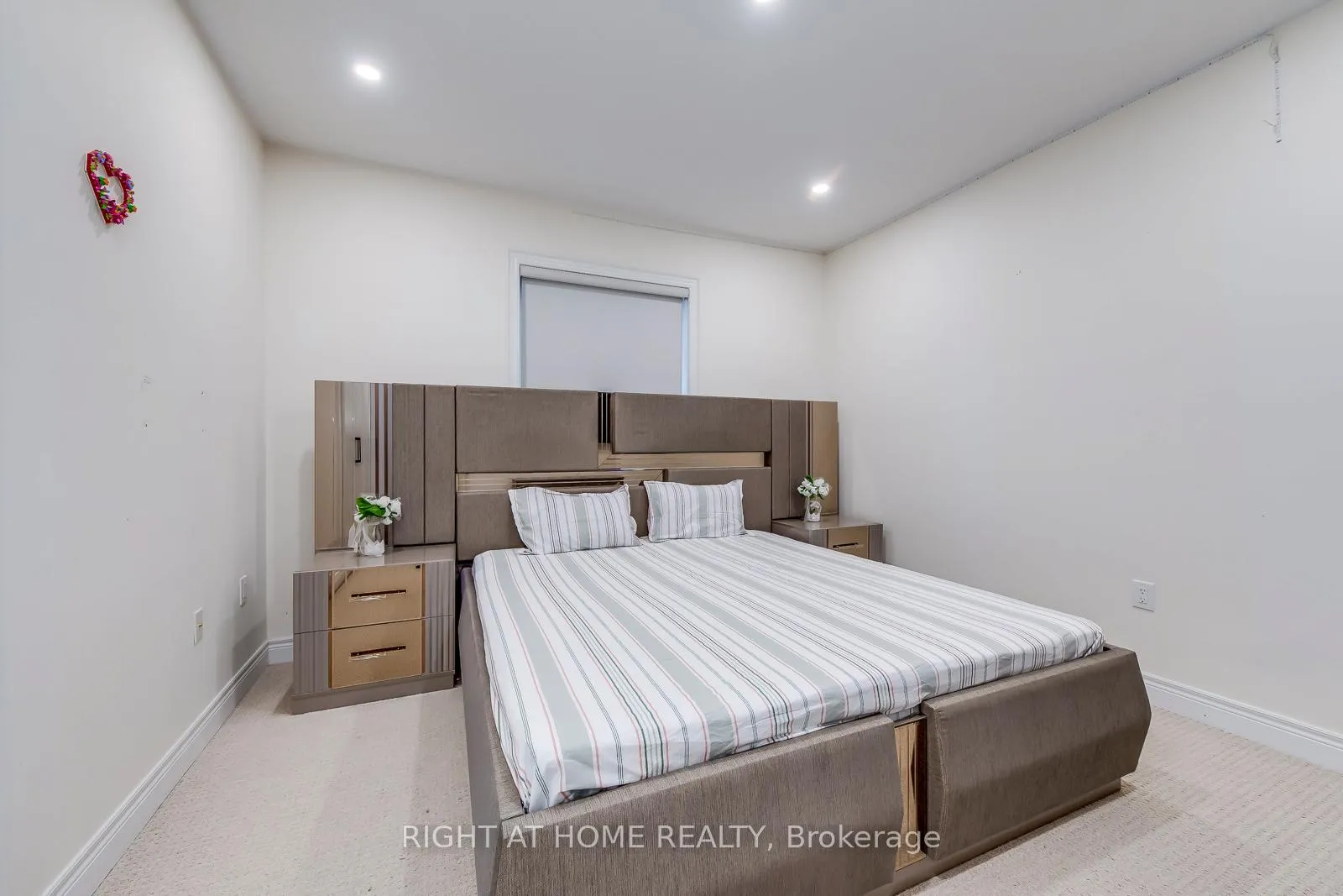 Photo 41 of 45 Torgan Trail, Vaughan, Kleinburg — HOMEH