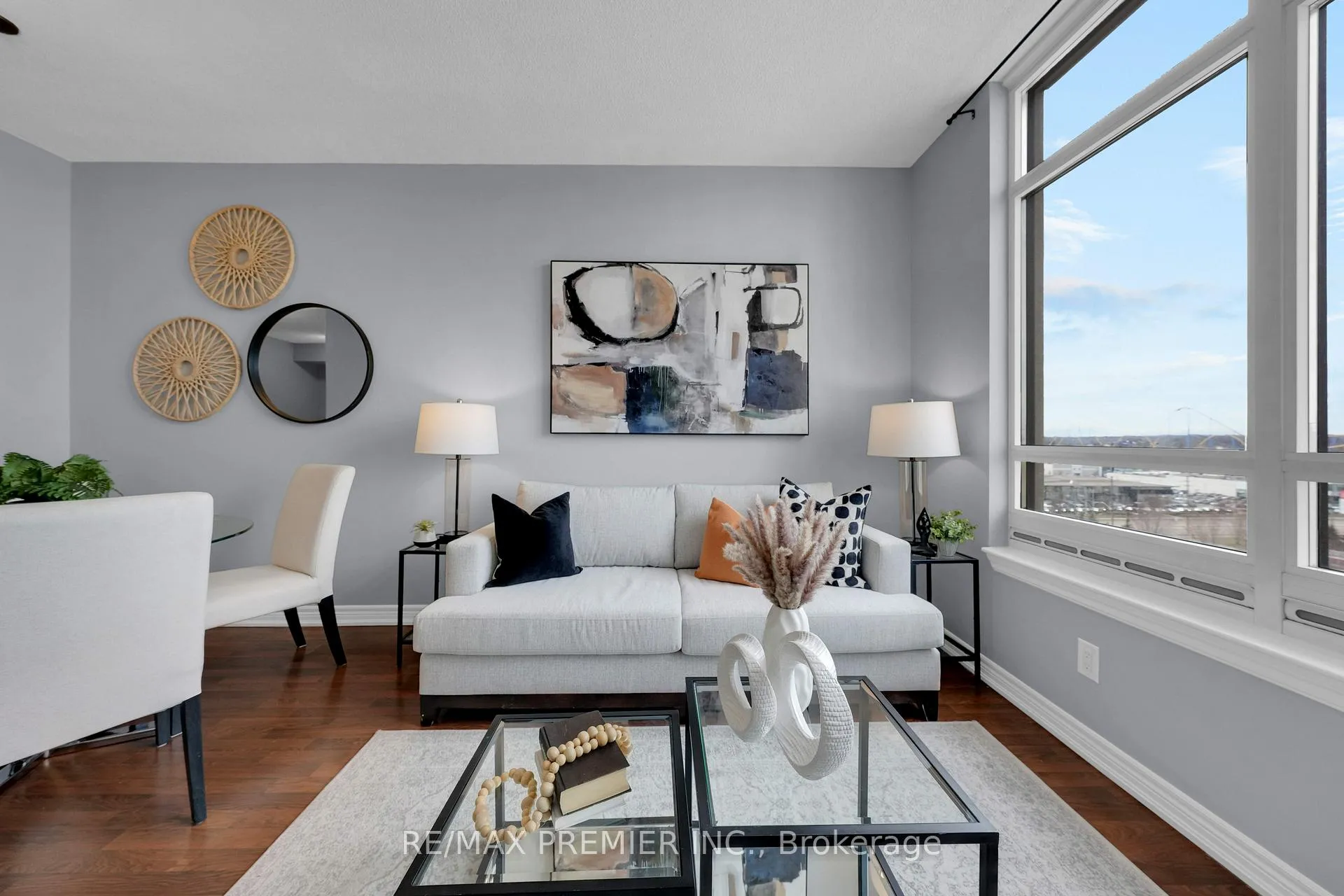 Photo 17 of Unit 1003, 9245 Jane Street, Vaughan, Maple — HOMEH