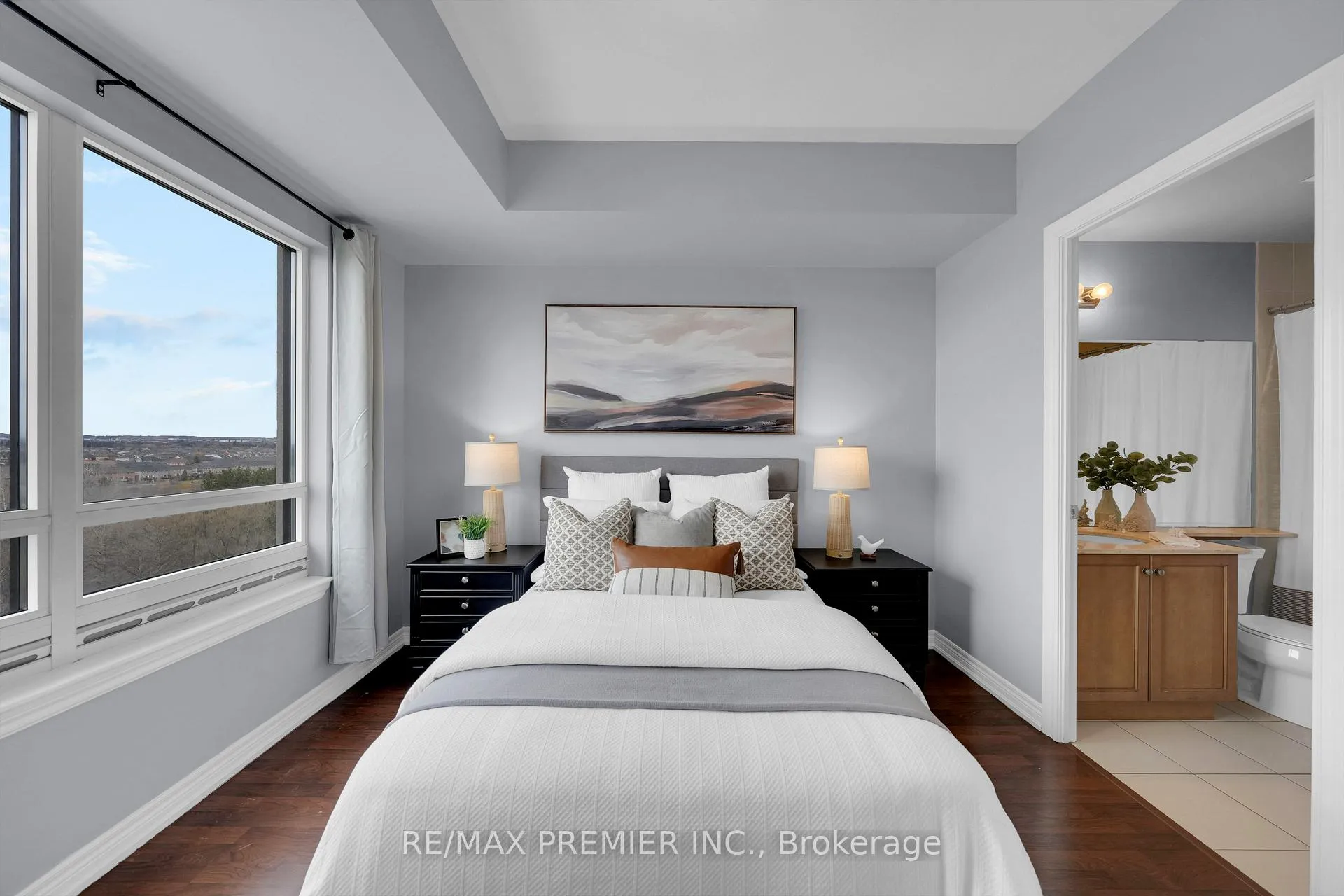 Photo 21 of Unit 1003, 9245 Jane Street, Vaughan, Maple — HOMEH