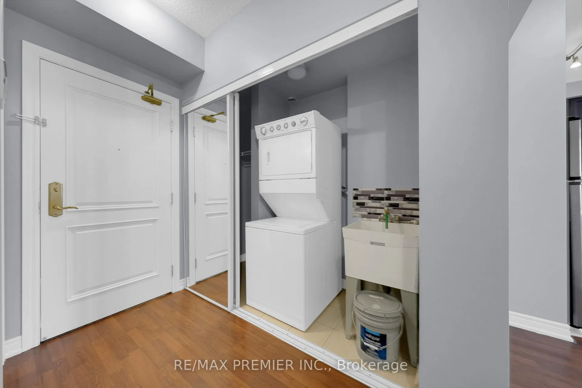 Photo 25 of Unit 1003, 9245 Jane Street, Vaughan, Maple — HOMEH