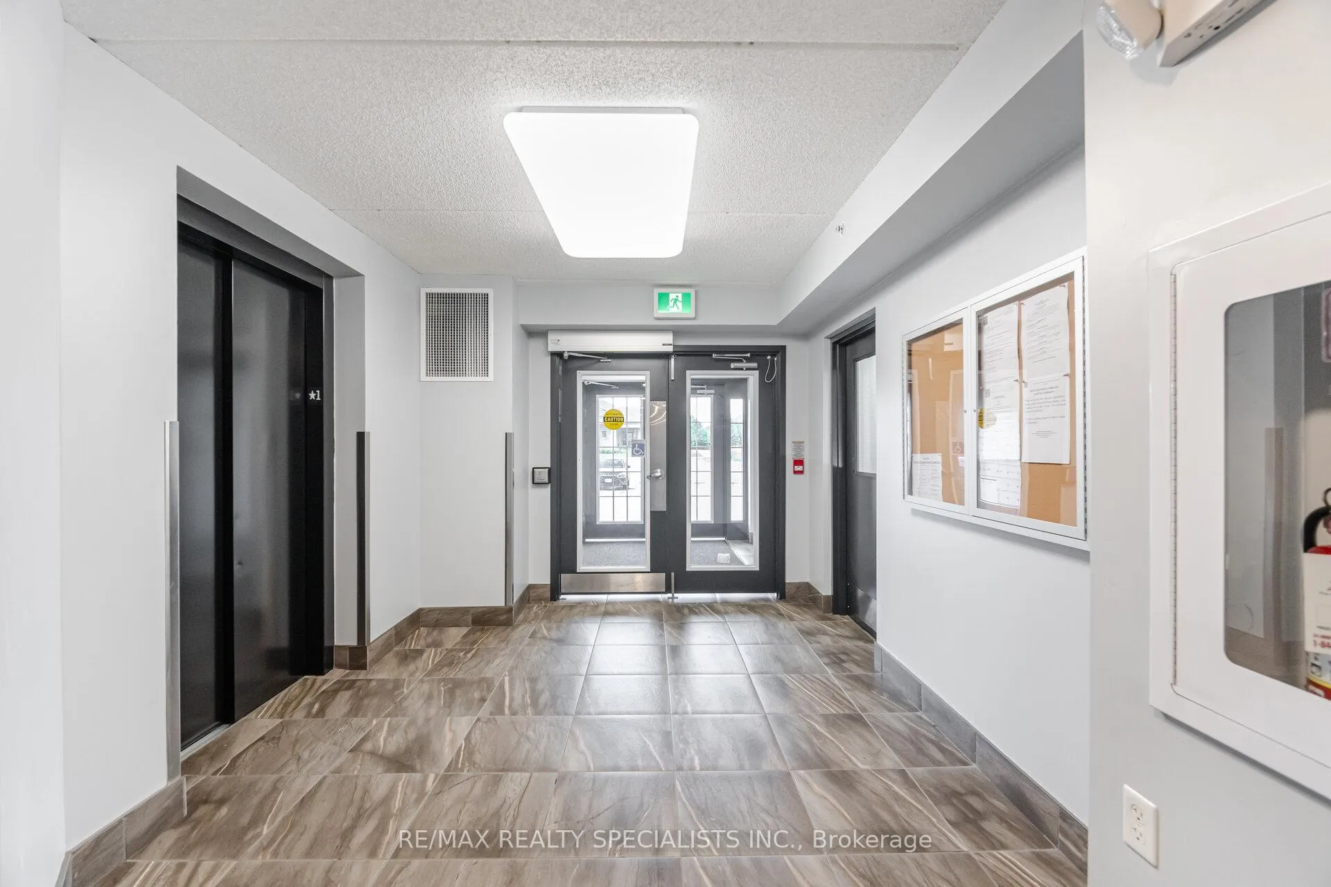 Photo 4 of Unit 107, 1460 Main Street E, Milton, Dempsey — HOMEH