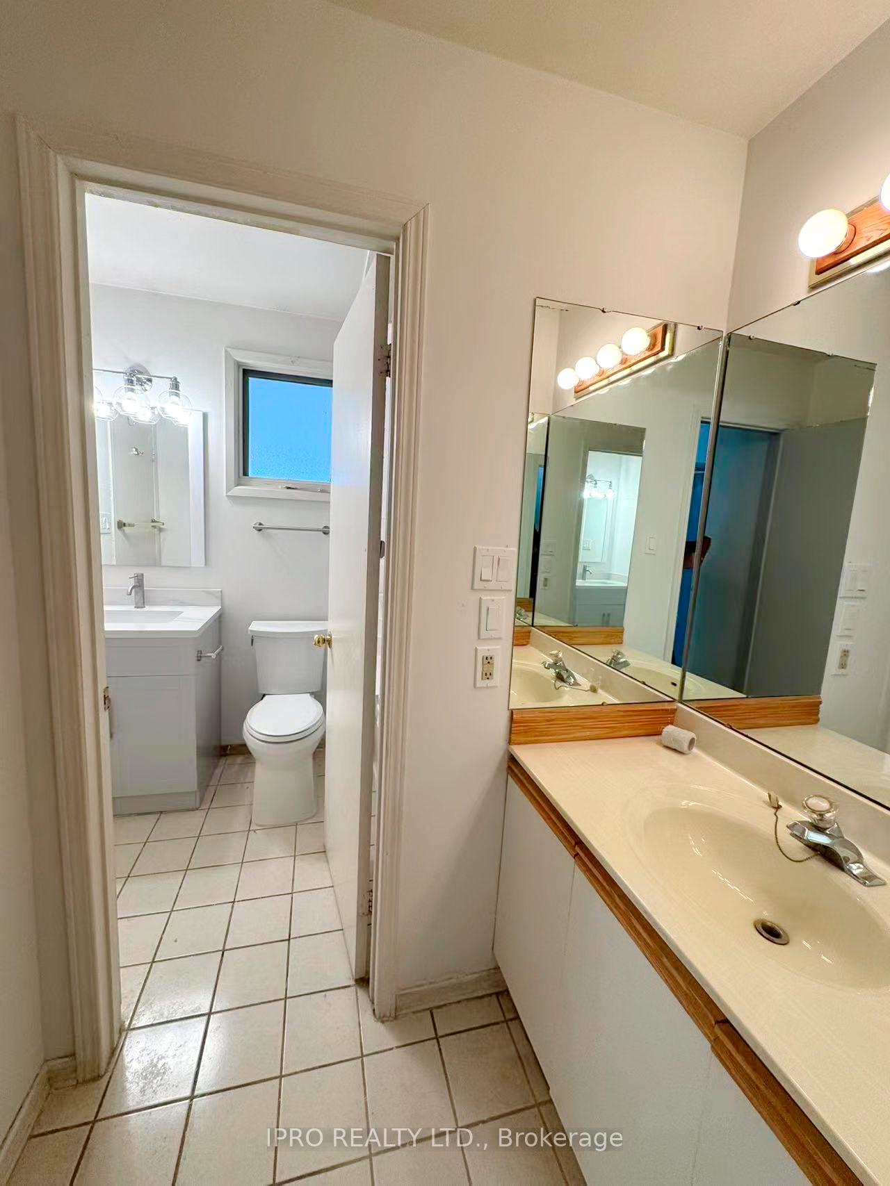 Photo 28 of 3056 Tecumseh Drive, Burlington, Roseland — HOMEH