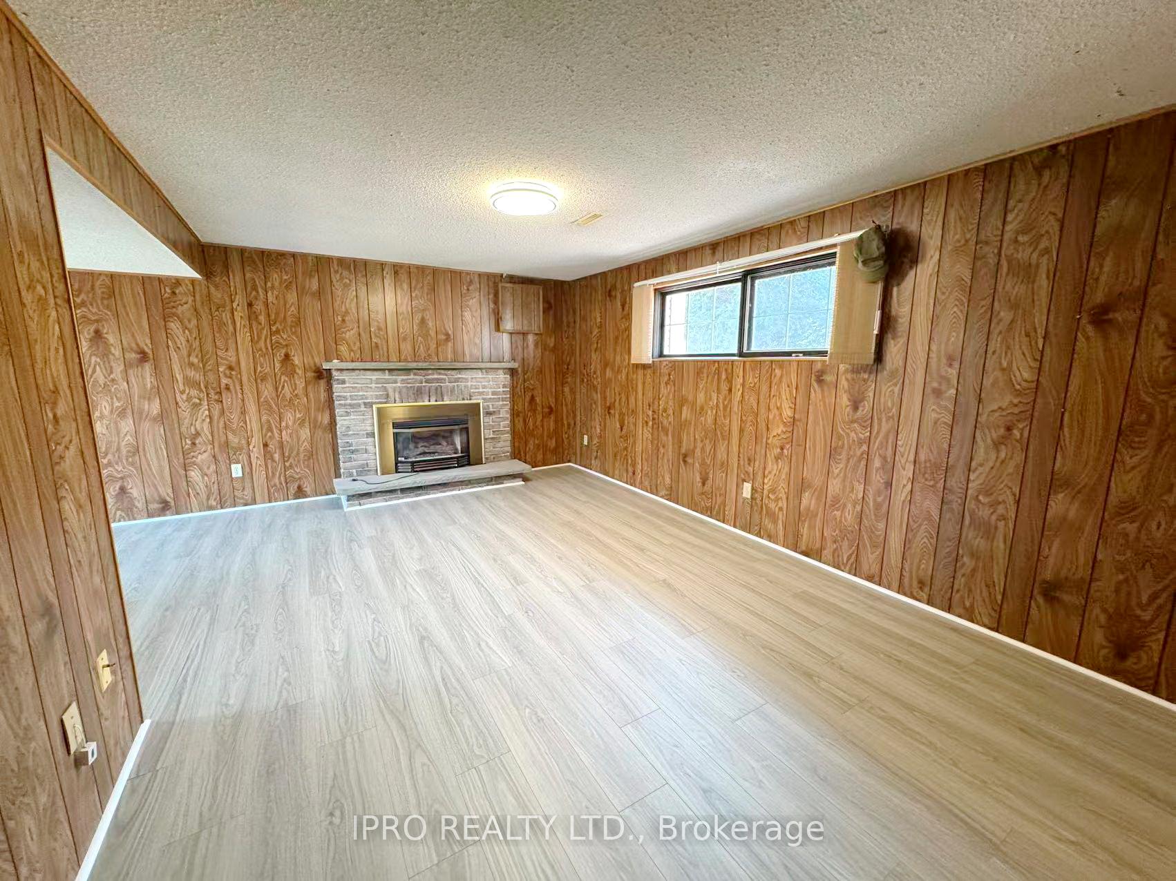 Photo 30 of 3056 Tecumseh Drive, Burlington, Roseland — HOMEH