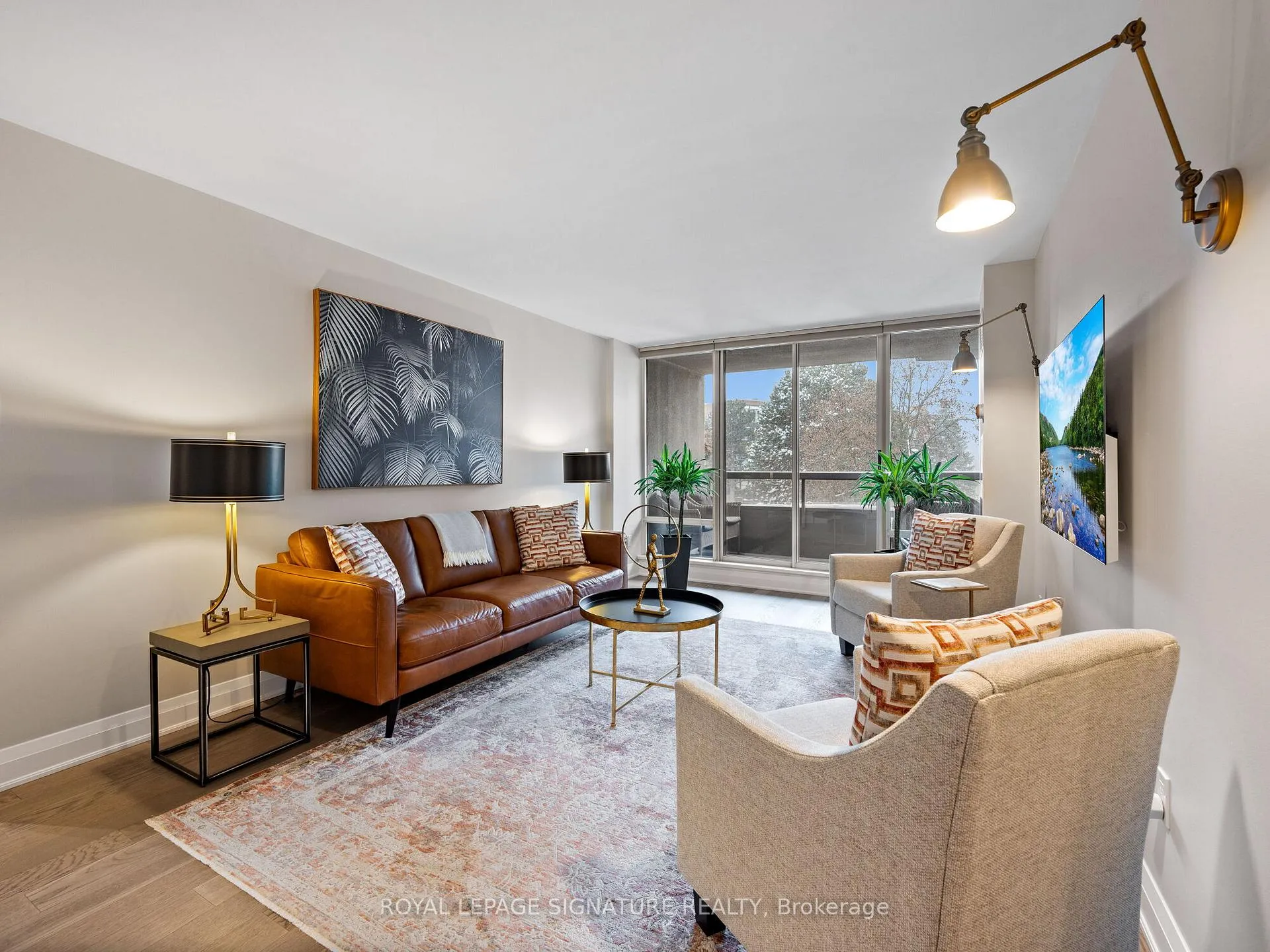 Photo 6 of Unit 421, 1210 Don Mills Road, North York, Banbury-Don Mills — HOMEH