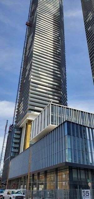 Front of Unit 2015, 55 Cooper Street