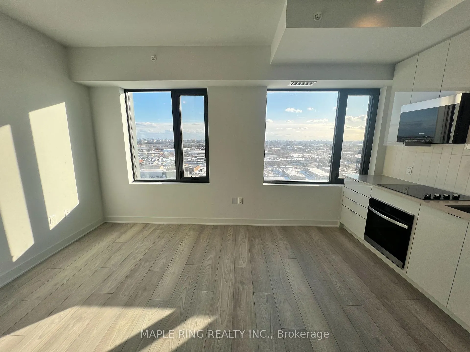 Photo 2 of Unit 1608, 2920 Highway 7 Road, Vaughan, Concord — HOMEH
