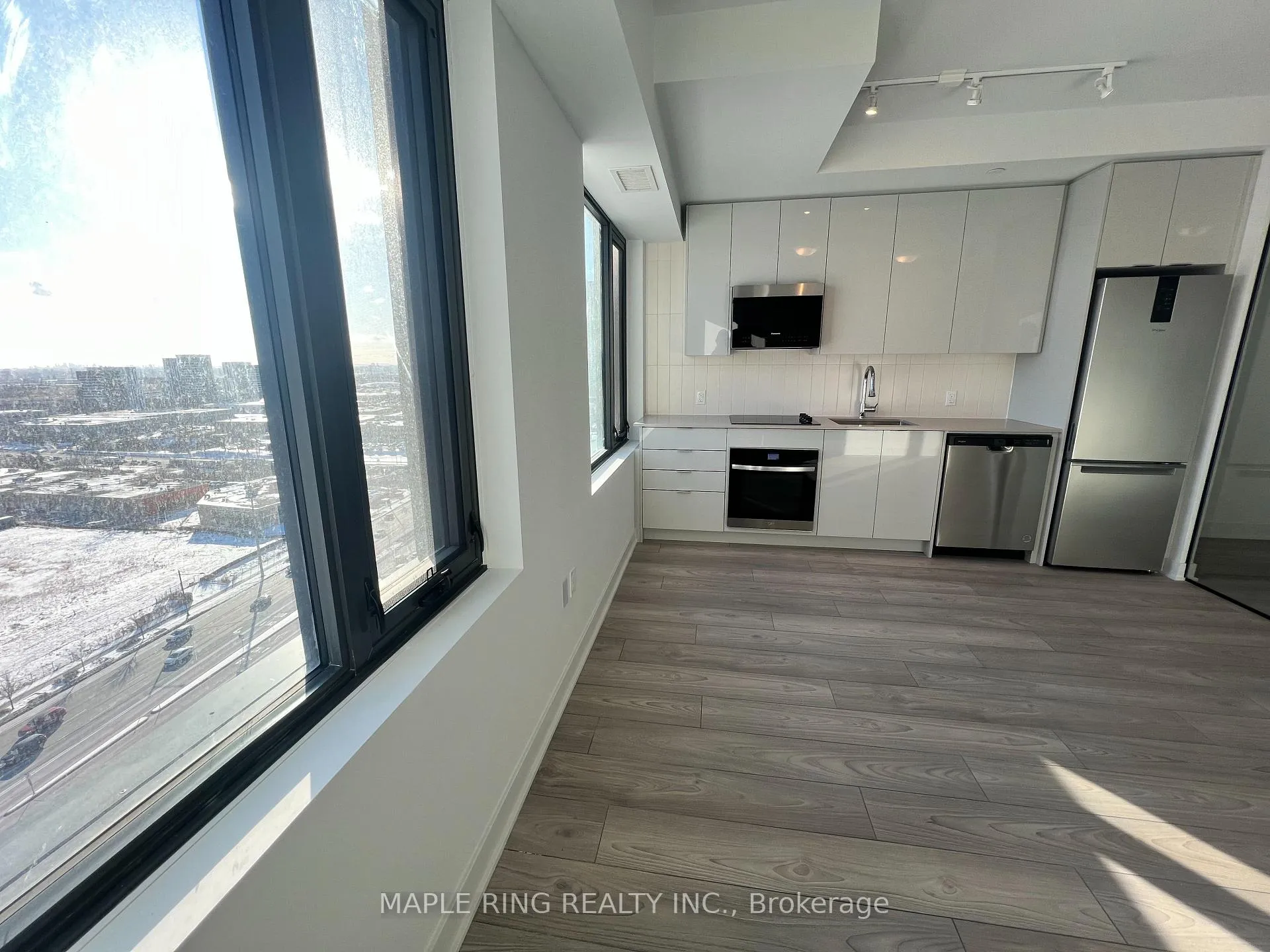 Photo 3 of Unit 1608, 2920 Highway 7 Road, Vaughan, Concord — HOMEH