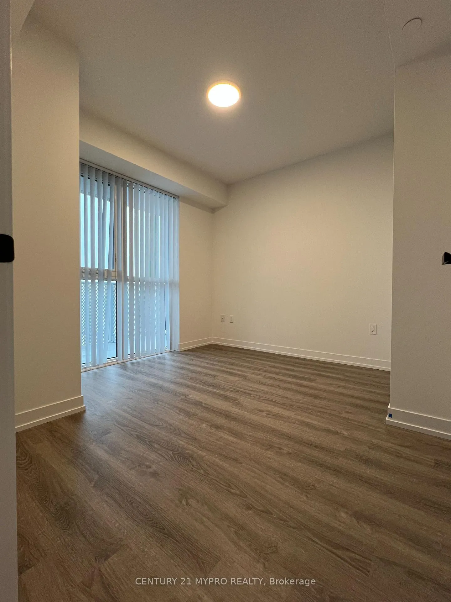 Photo 3 of Unit 2317, 195 Commerce Street, Vaughan, Vaughan Corporate Centre — HOMEH