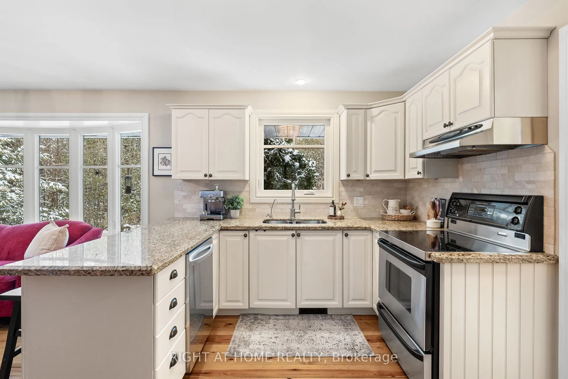 Photo 12 of 360 MCGREGOR Dr, Carleton Place, Beckwith Twp — HOMEH