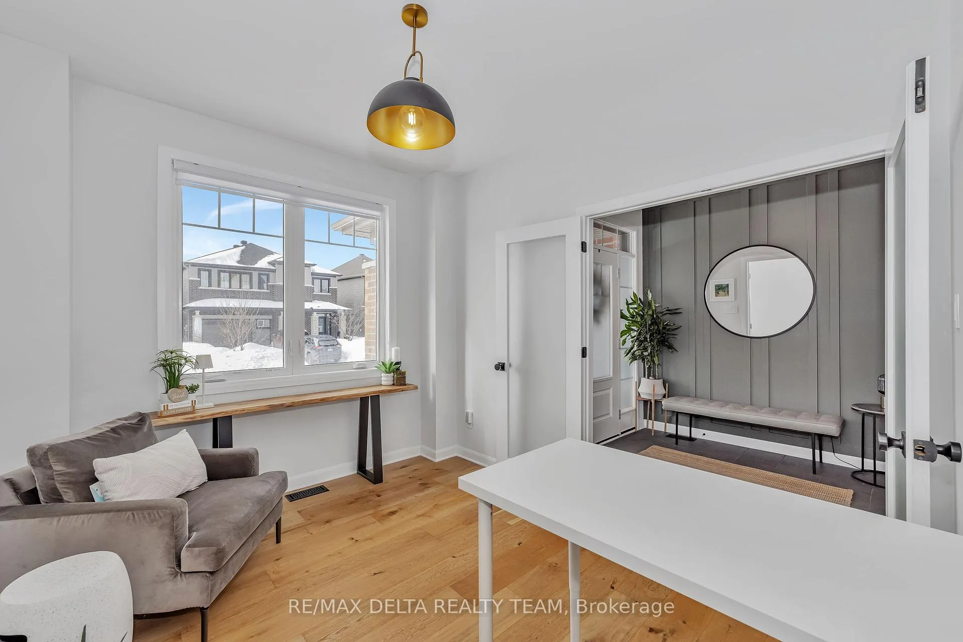 Photo 5 of 156 Aquarium Ave, Ottawa, Avalon West — HOMEH