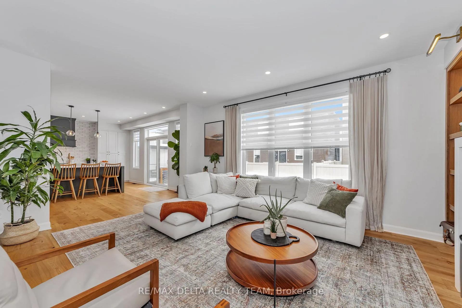 Photo 8 of 156 Aquarium Ave, Ottawa, Avalon West — HOMEH