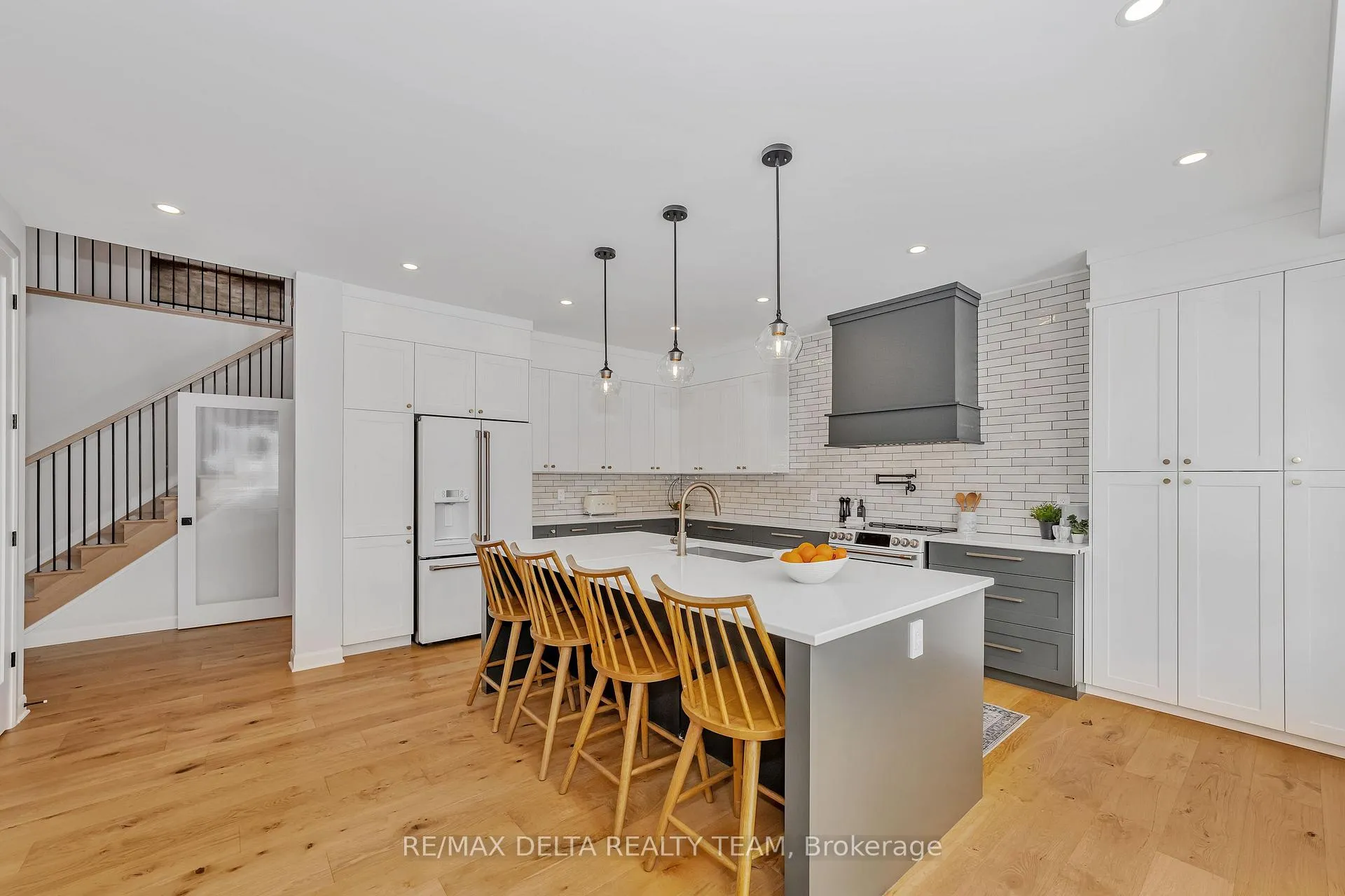 Photo 14 of 156 Aquarium Ave, Ottawa, Avalon West — HOMEH