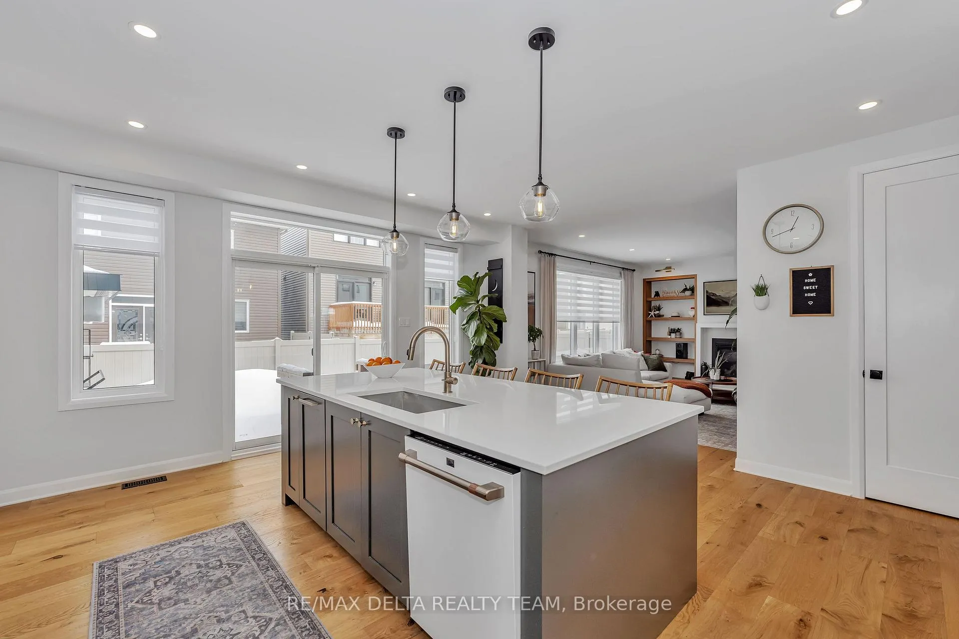 Photo 15 of 156 Aquarium Ave, Ottawa, Avalon West — HOMEH