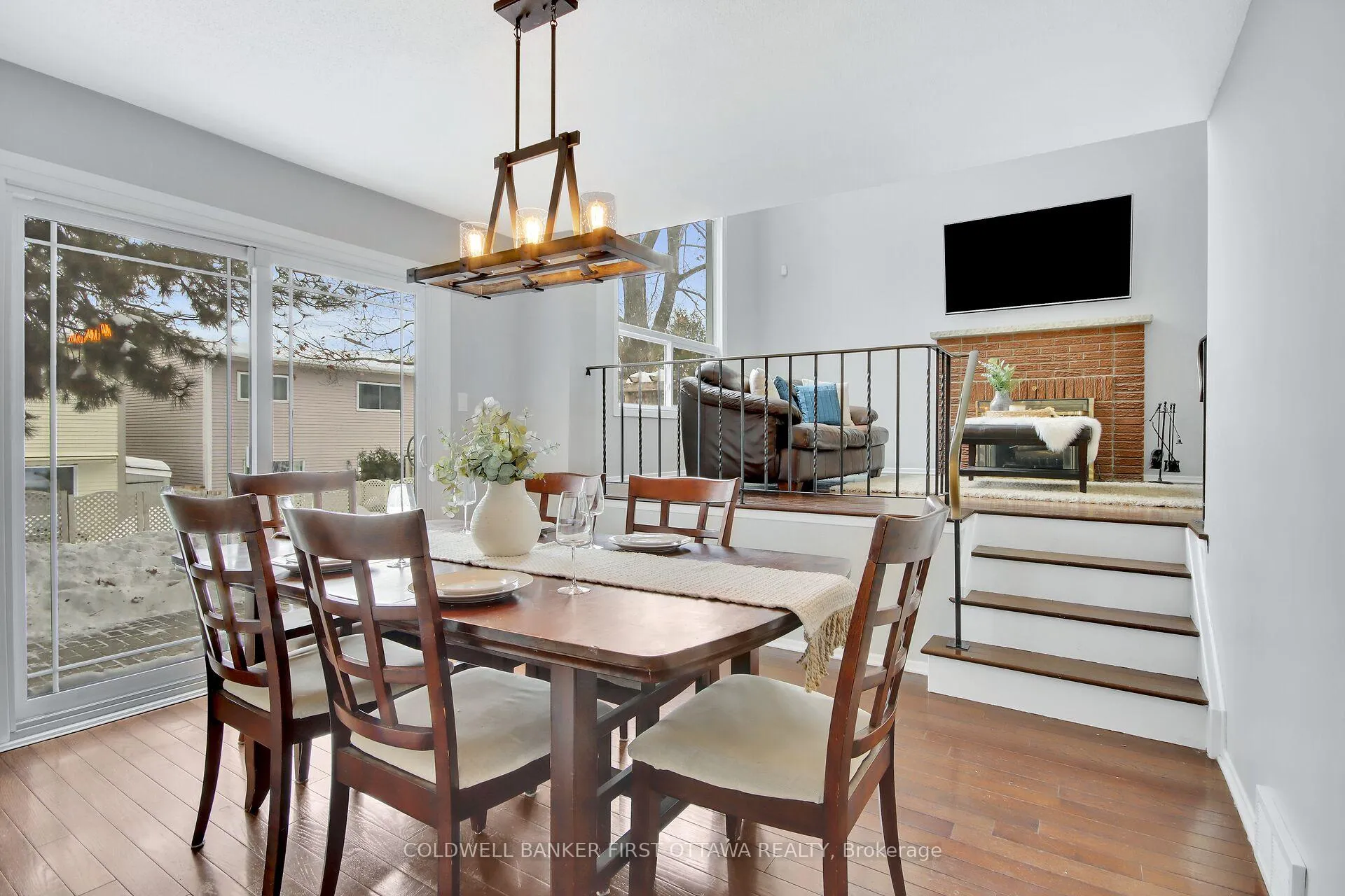 Photo 11 of 176 Larkin Dr, Ottawa, Barrhaven - Pheasant Run — HOMEH