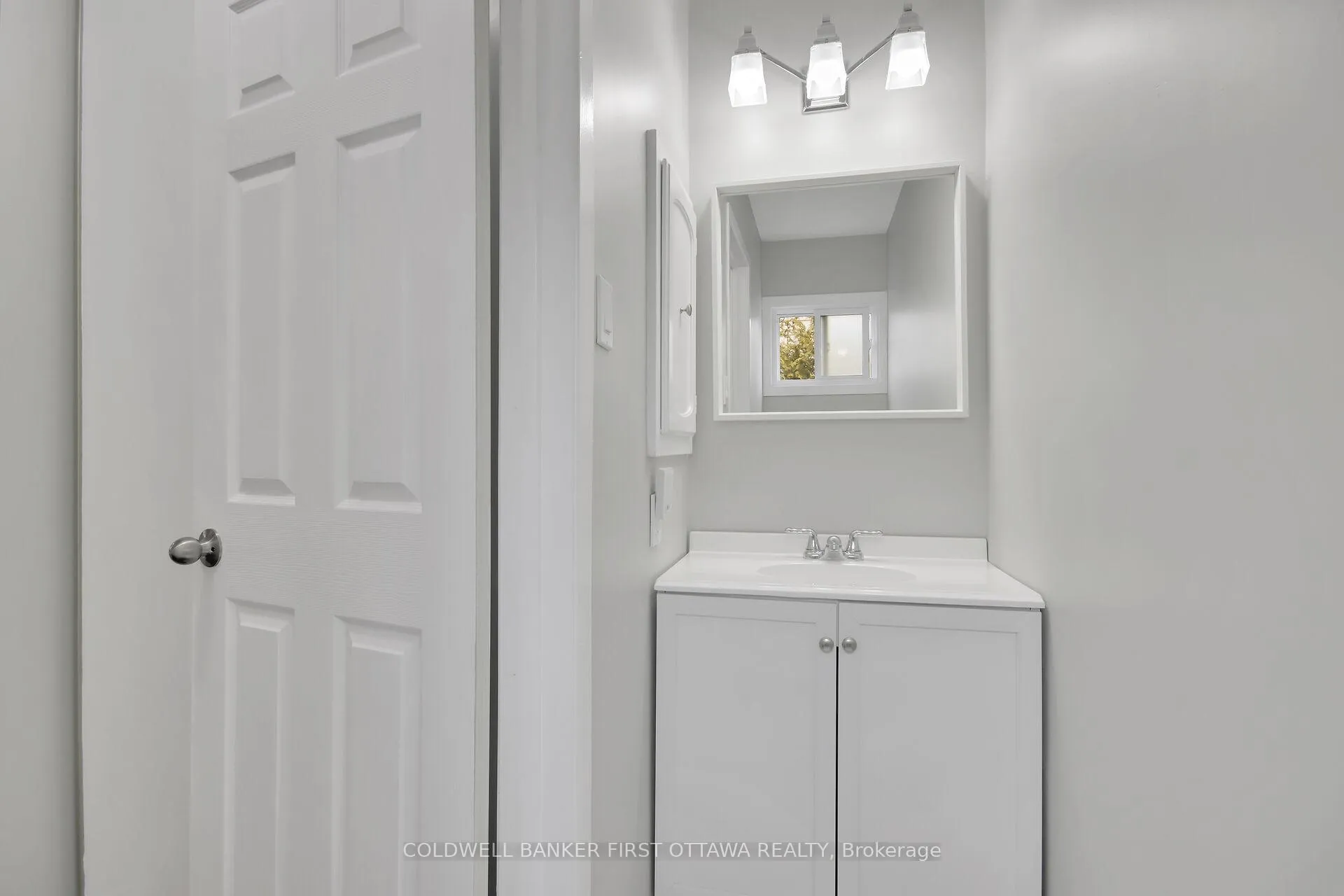 Photo 18 of 176 Larkin Dr, Ottawa, Barrhaven - Pheasant Run — HOMEH