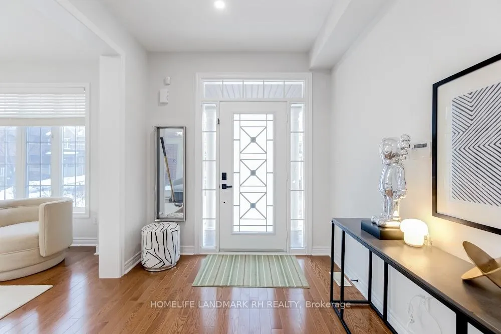 Photo 2 of 47 Herbert Wales Cres, Markham, Victoria Square — HOMEH