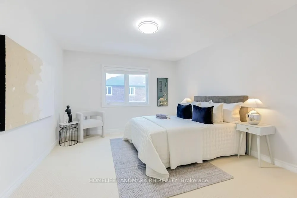 Photo 24 of 47 Herbert Wales Cres, Markham, Victoria Square — HOMEH