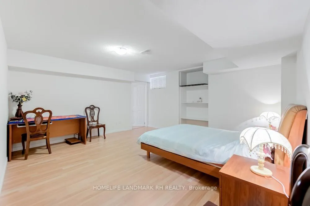 Photo 34 of 47 Herbert Wales Cres, Markham, Victoria Square — HOMEH
