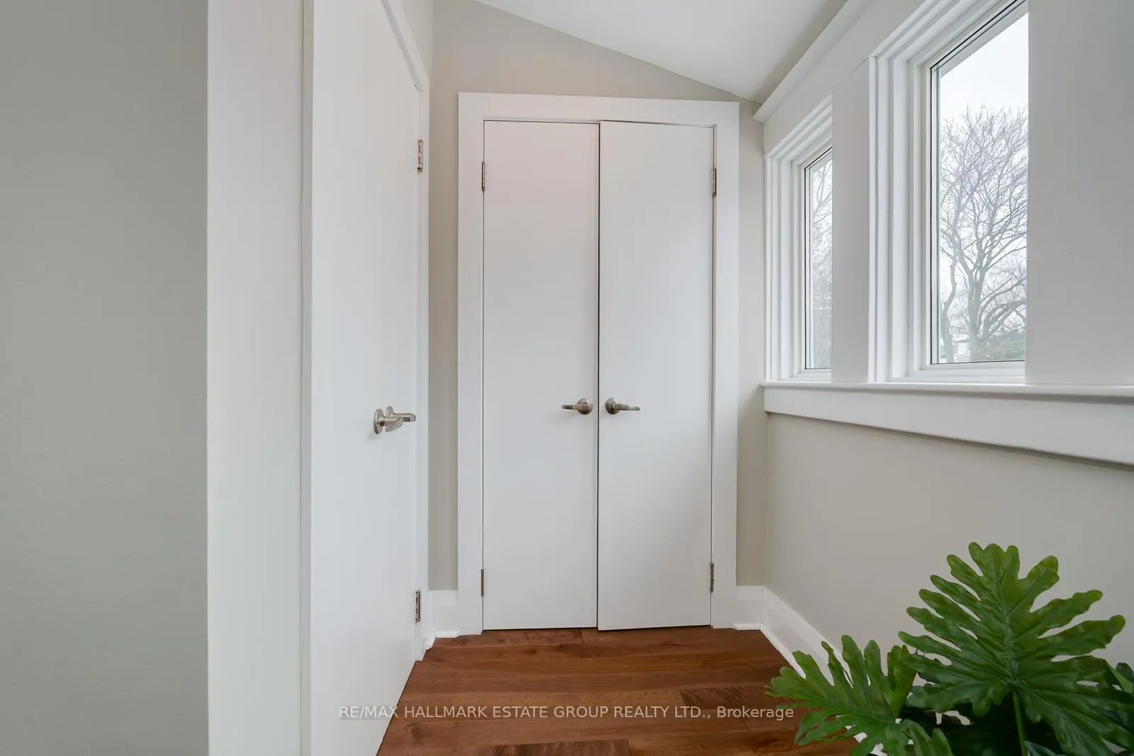 Photo 25 of 248 Strathmore Blvd, Toronto, Danforth — HOMEH