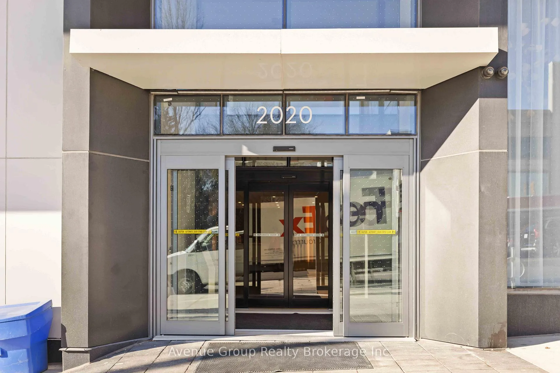Photo 2 of Unit 827, 2020 Bathurst Street, Toronto, Humewood-Cedarvale — HOMEH