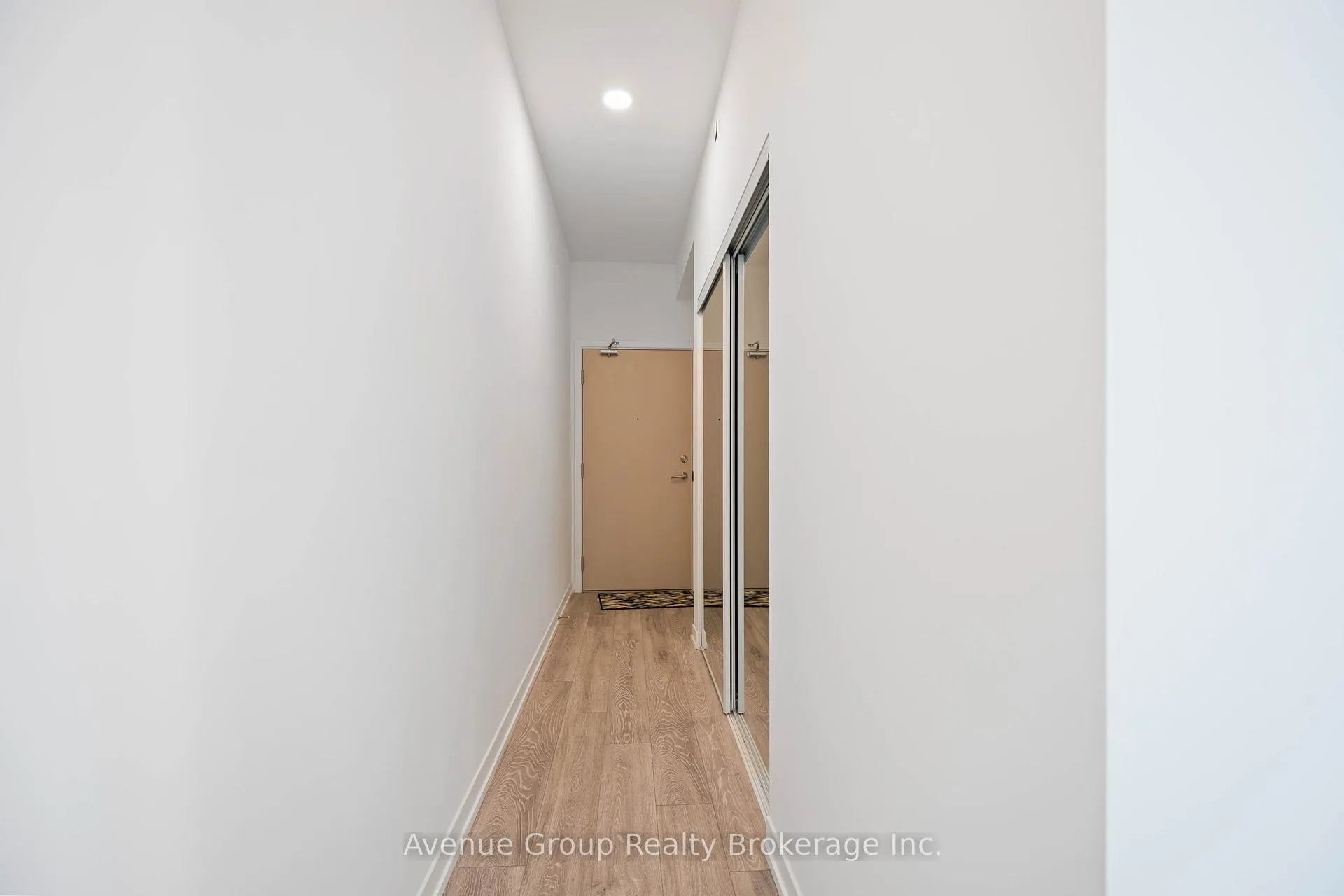 Photo 6 of Unit 827, 2020 Bathurst Street, Toronto, Humewood-Cedarvale — HOMEH