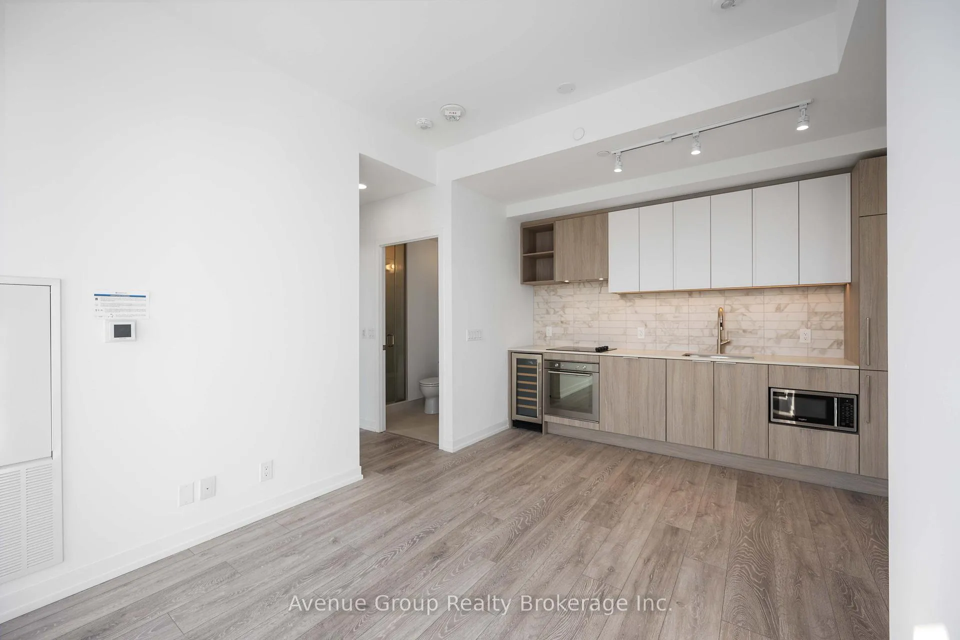 Photo 13 of Unit 827, 2020 Bathurst Street, Toronto, Humewood-Cedarvale — HOMEH