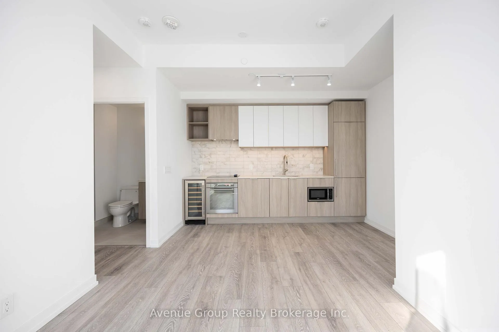 Photo 14 of Unit 827, 2020 Bathurst Street, Toronto, Humewood-Cedarvale — HOMEH