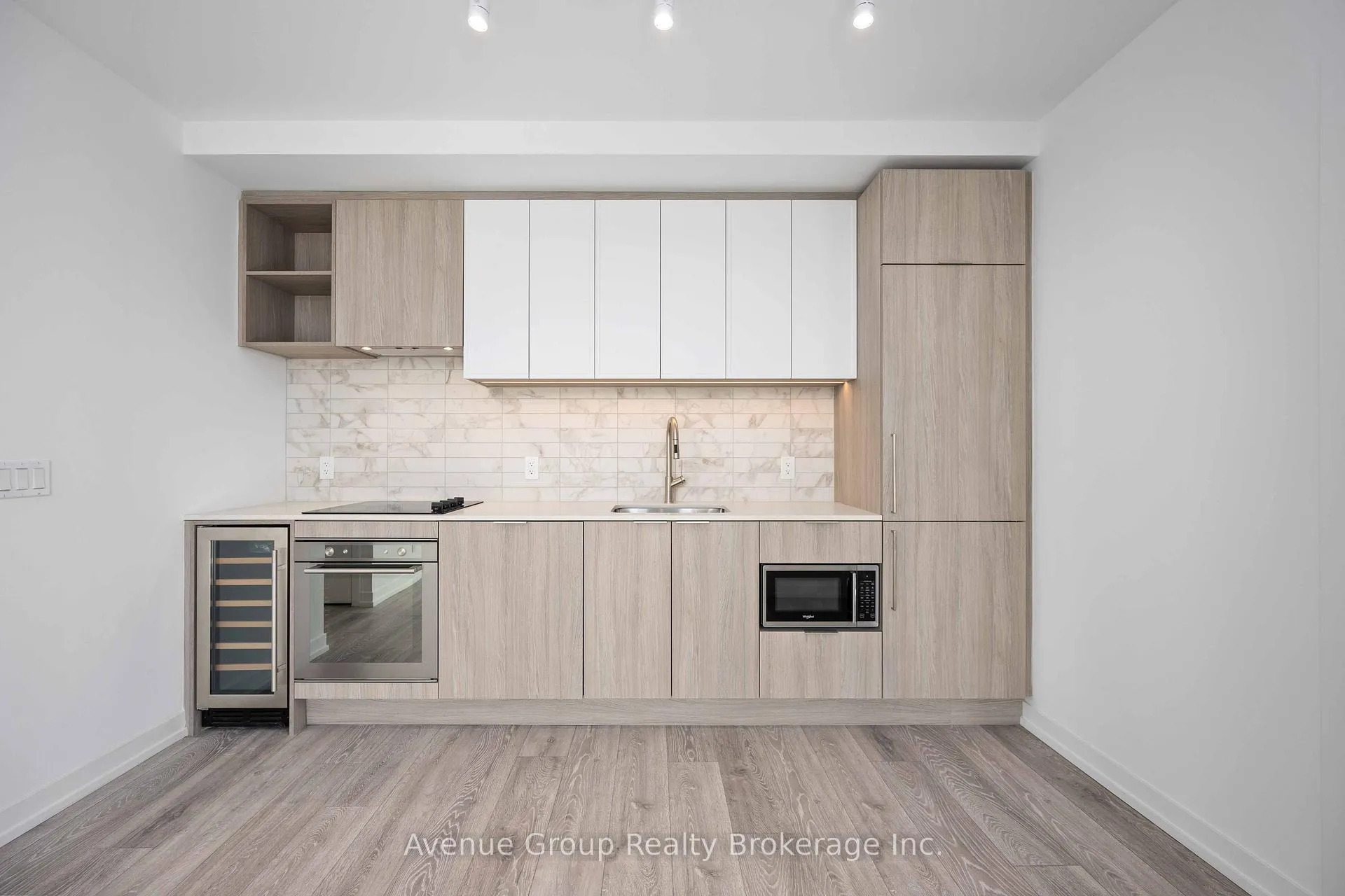 Photo 16 of Unit 827, 2020 Bathurst Street, Toronto, Humewood-Cedarvale — HOMEH