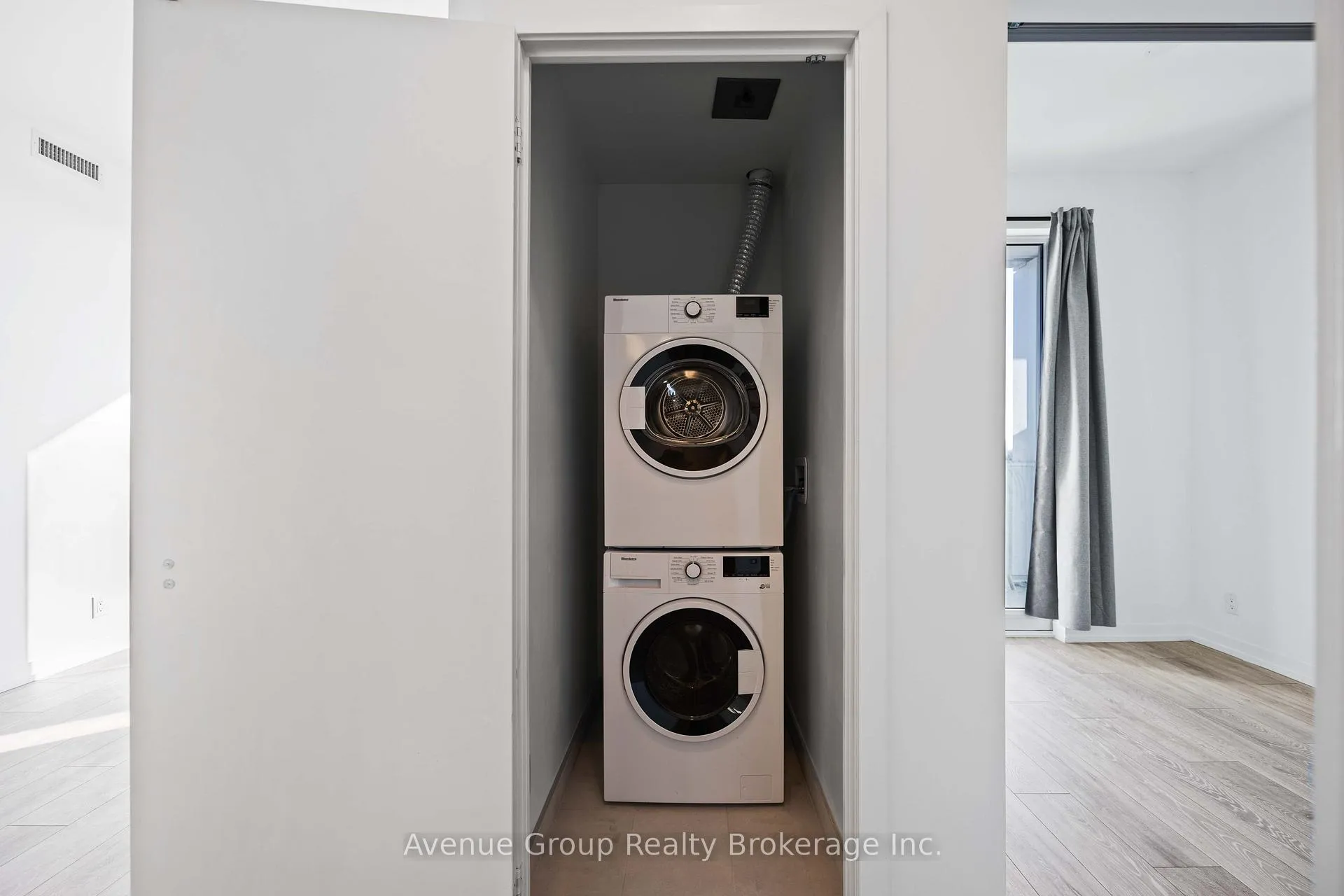 Photo 25 of Unit 827, 2020 Bathurst Street, Toronto, Humewood-Cedarvale — HOMEH