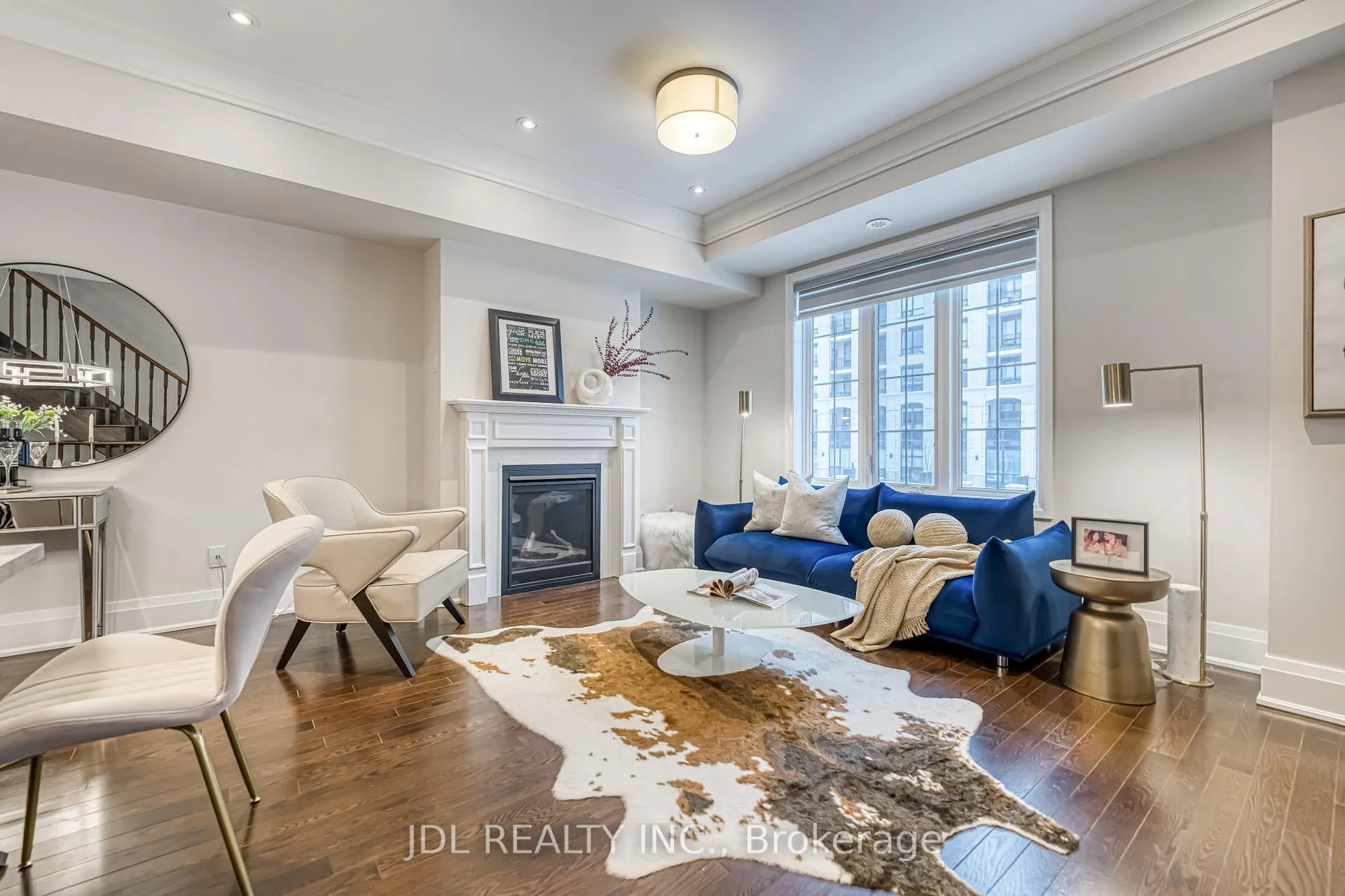 Photo 7 of 23 Village Parkway, Markham, Unionville — HOMEH