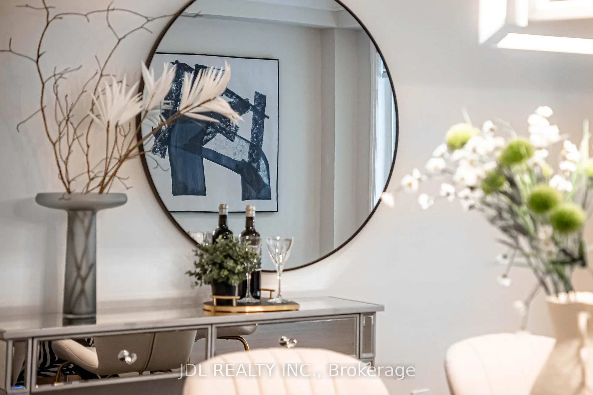 Photo 10 of 23 Village Parkway, Markham, Unionville — HOMEH