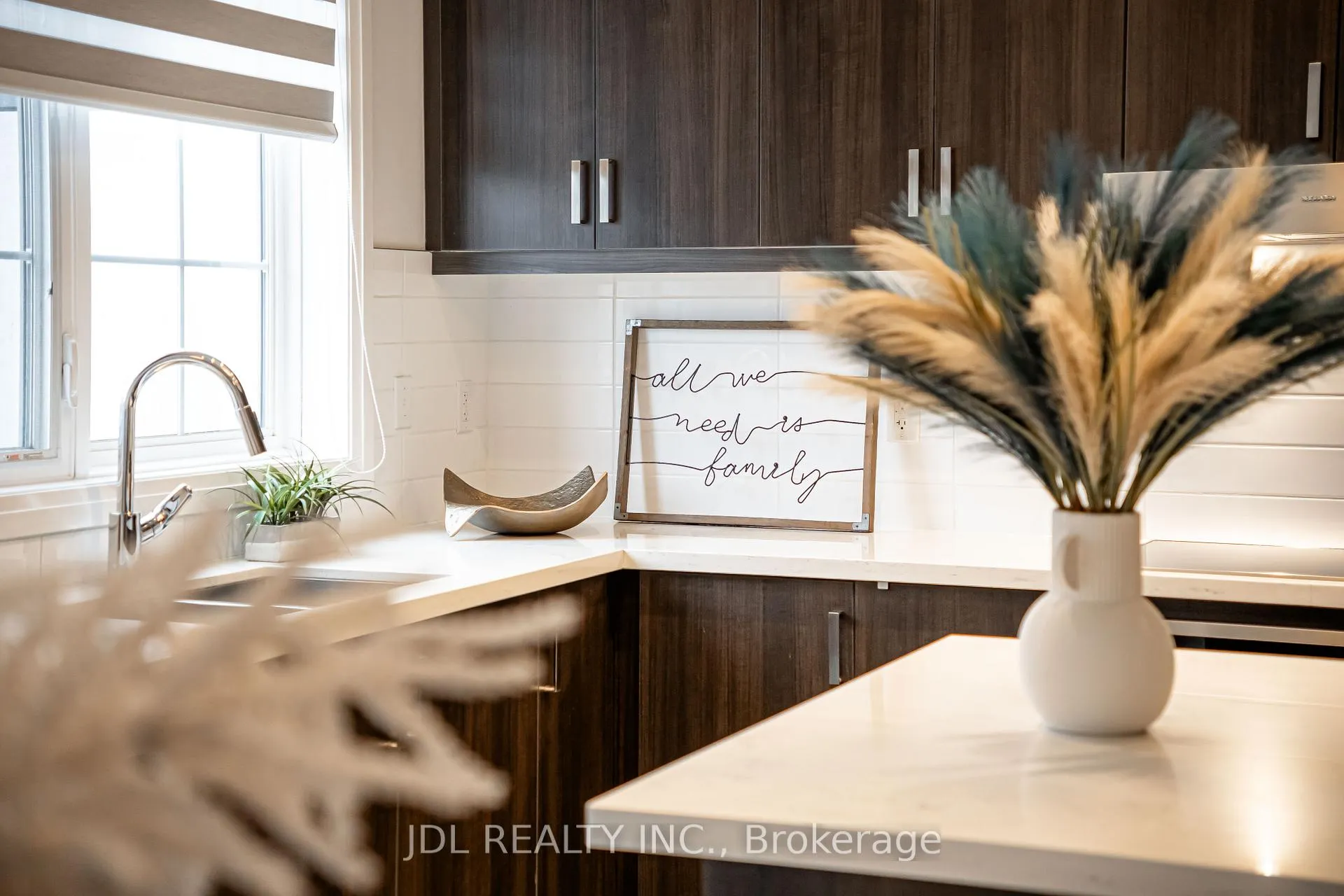 Photo 14 of 23 Village Parkway, Markham, Unionville — HOMEH