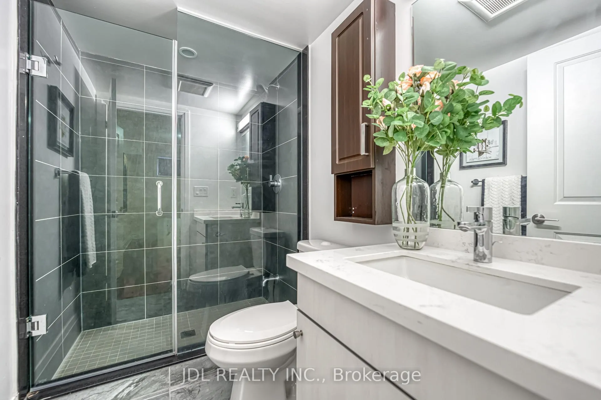 Photo 27 of 23 Village Parkway, Markham, Unionville — HOMEH