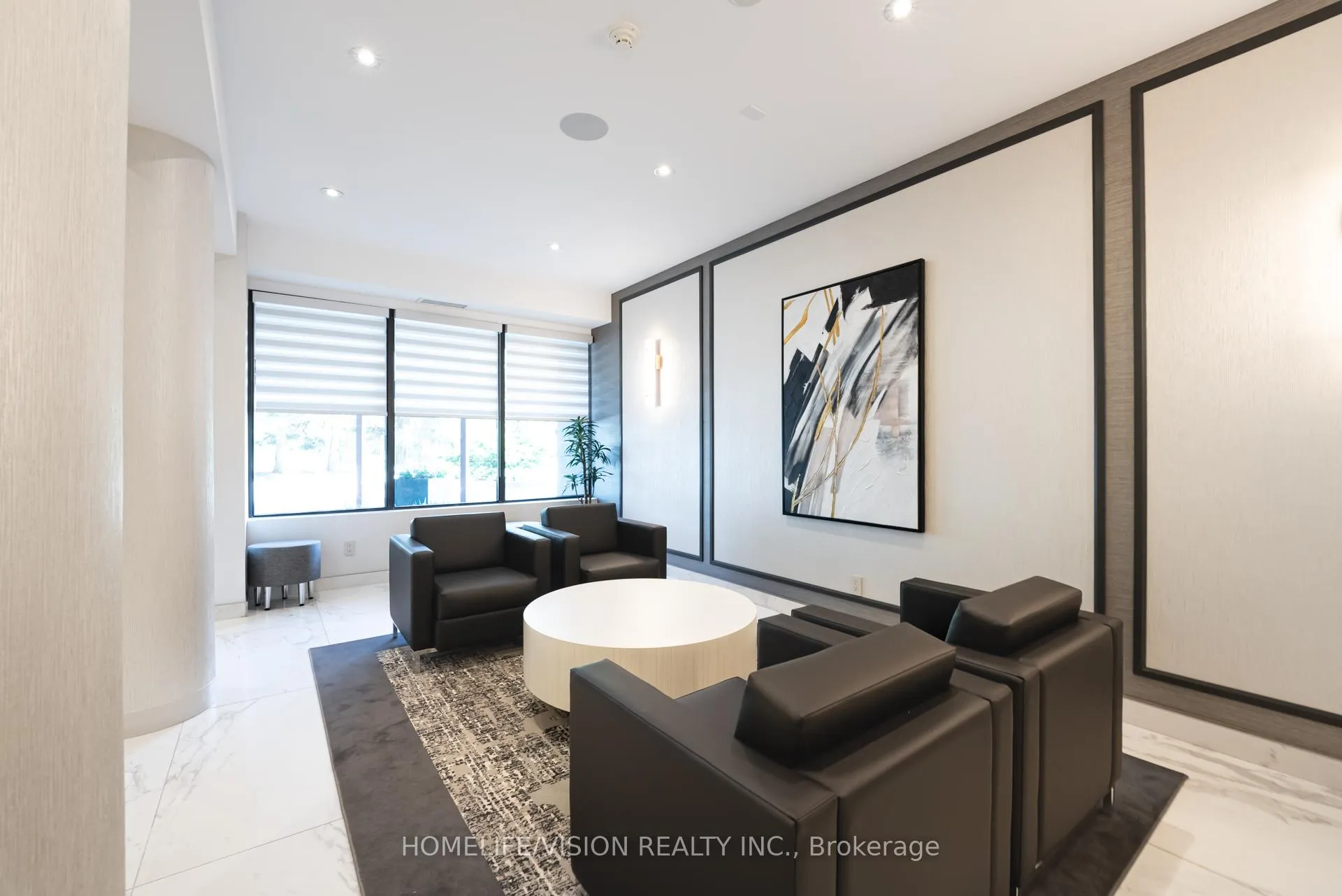Photo 7 of Unit 708, 7460 Bathurst Street, Vaughan, Brownridge — HOMEH