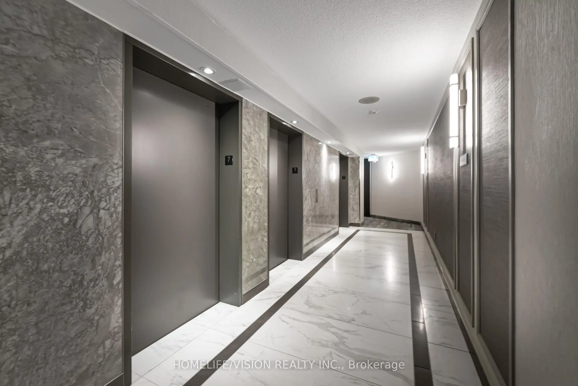 Photo 10 of Unit 708, 7460 Bathurst Street, Vaughan, Brownridge — HOMEH