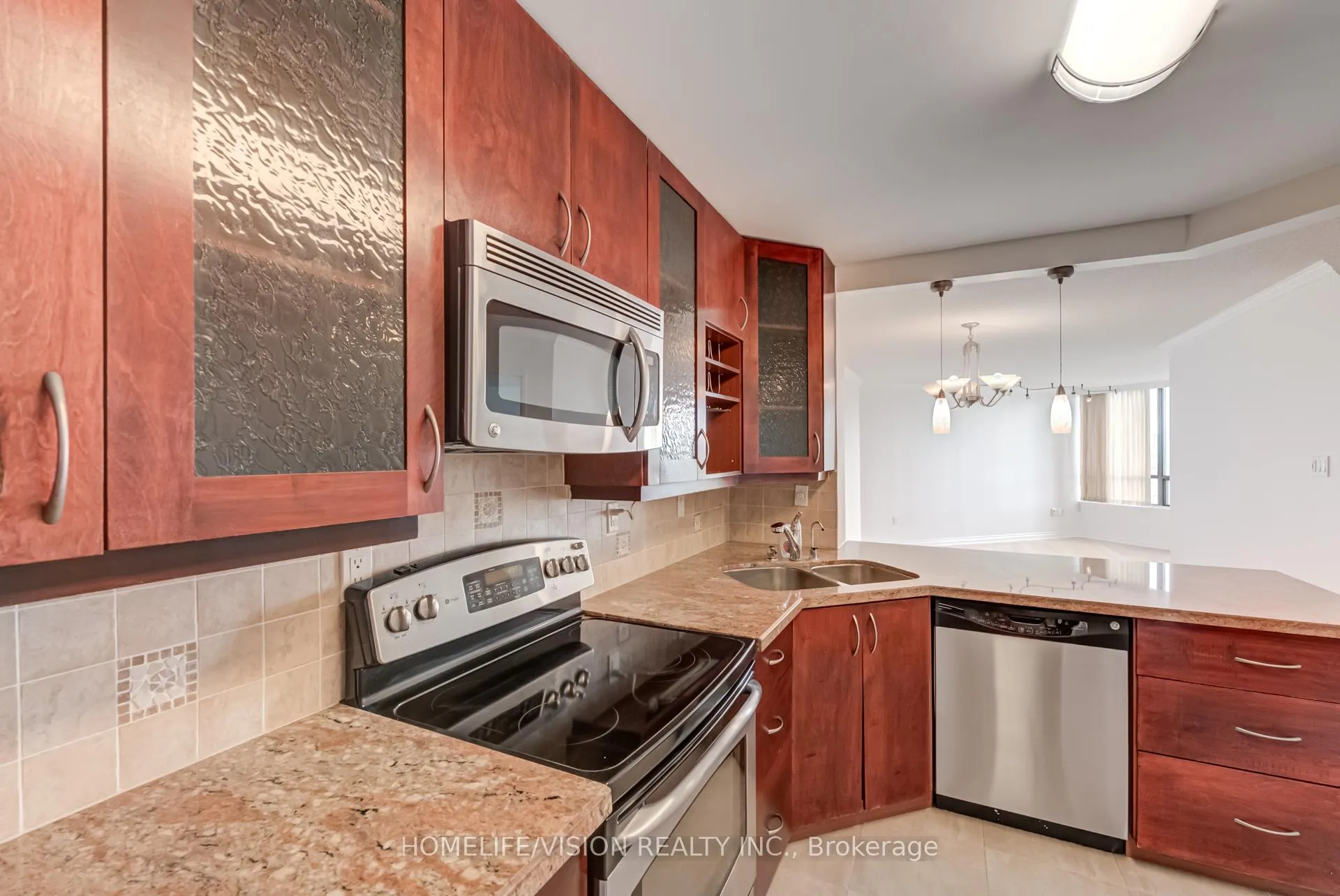 Photo 23 of Unit 708, 7460 Bathurst Street, Vaughan, Brownridge — HOMEH