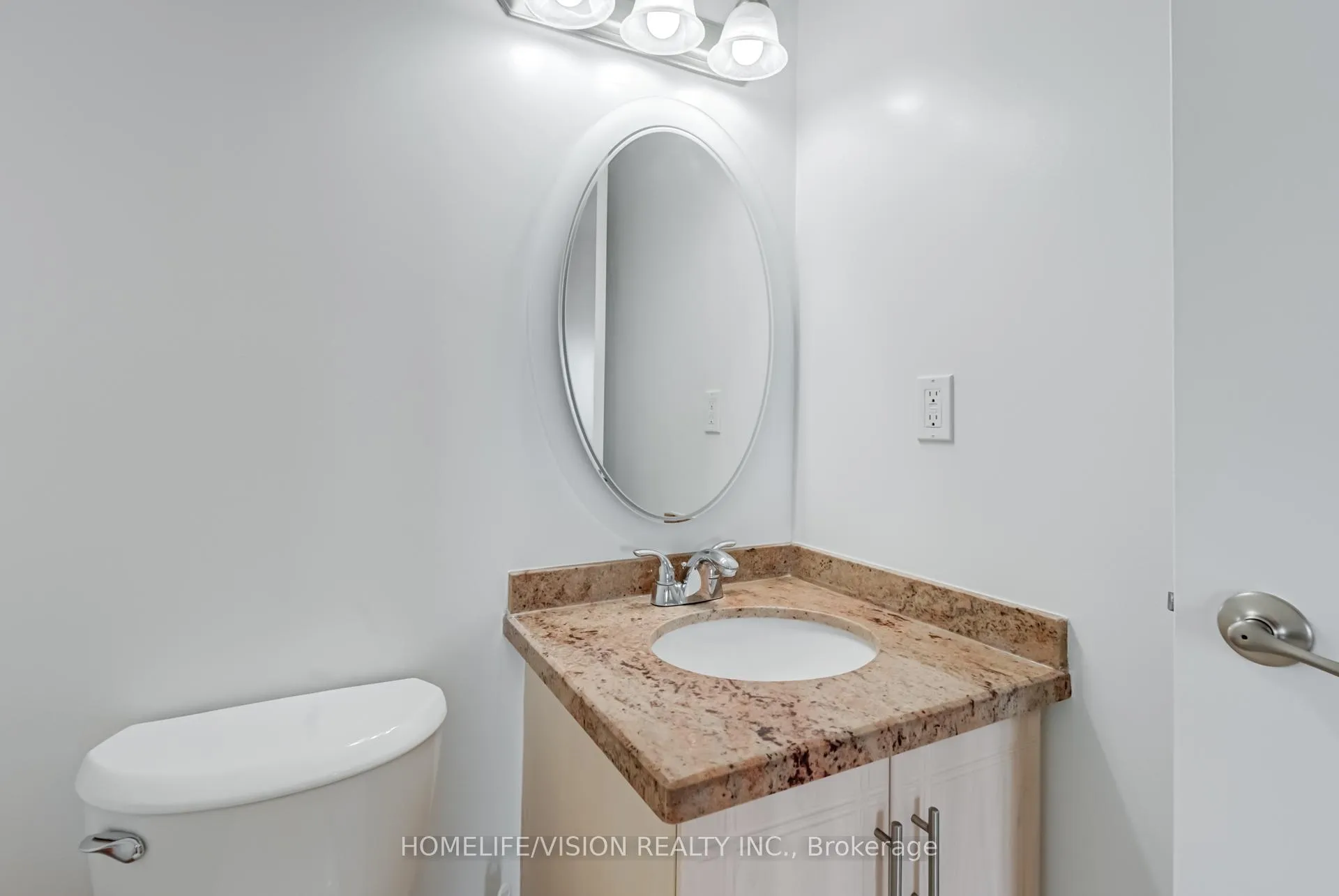 Photo 32 of Unit 708, 7460 Bathurst Street, Vaughan, Brownridge — HOMEH