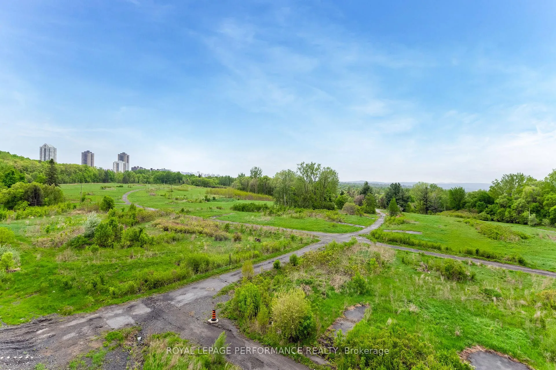 Photo 26 of 318 Mishi Private, Ottawa, CFB Rockcliffe and Area — HOMEH