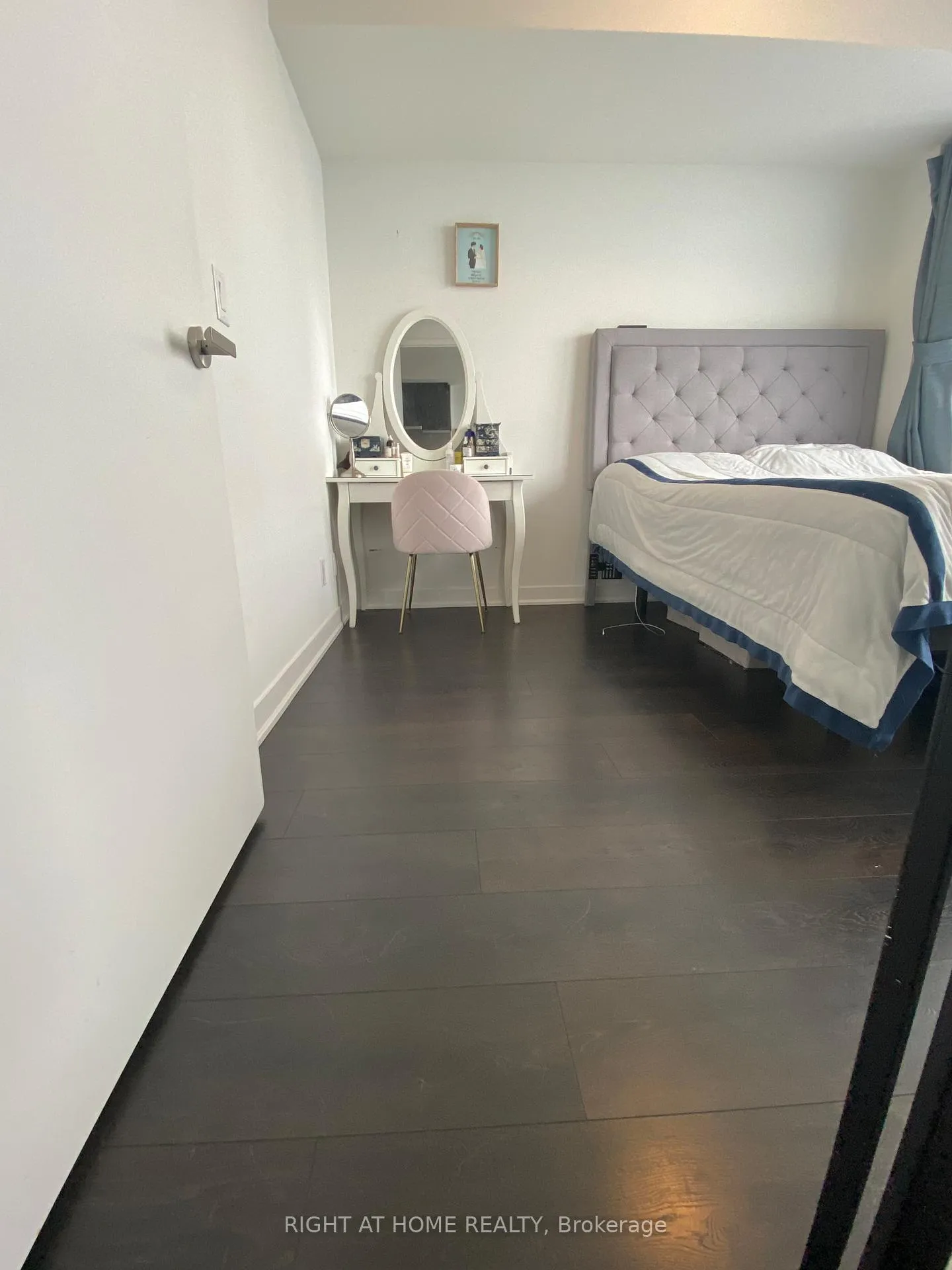 Photo 3 of Unit 5605, 88 Harbour Street, Toronto, Waterfront Communities — HOMEH