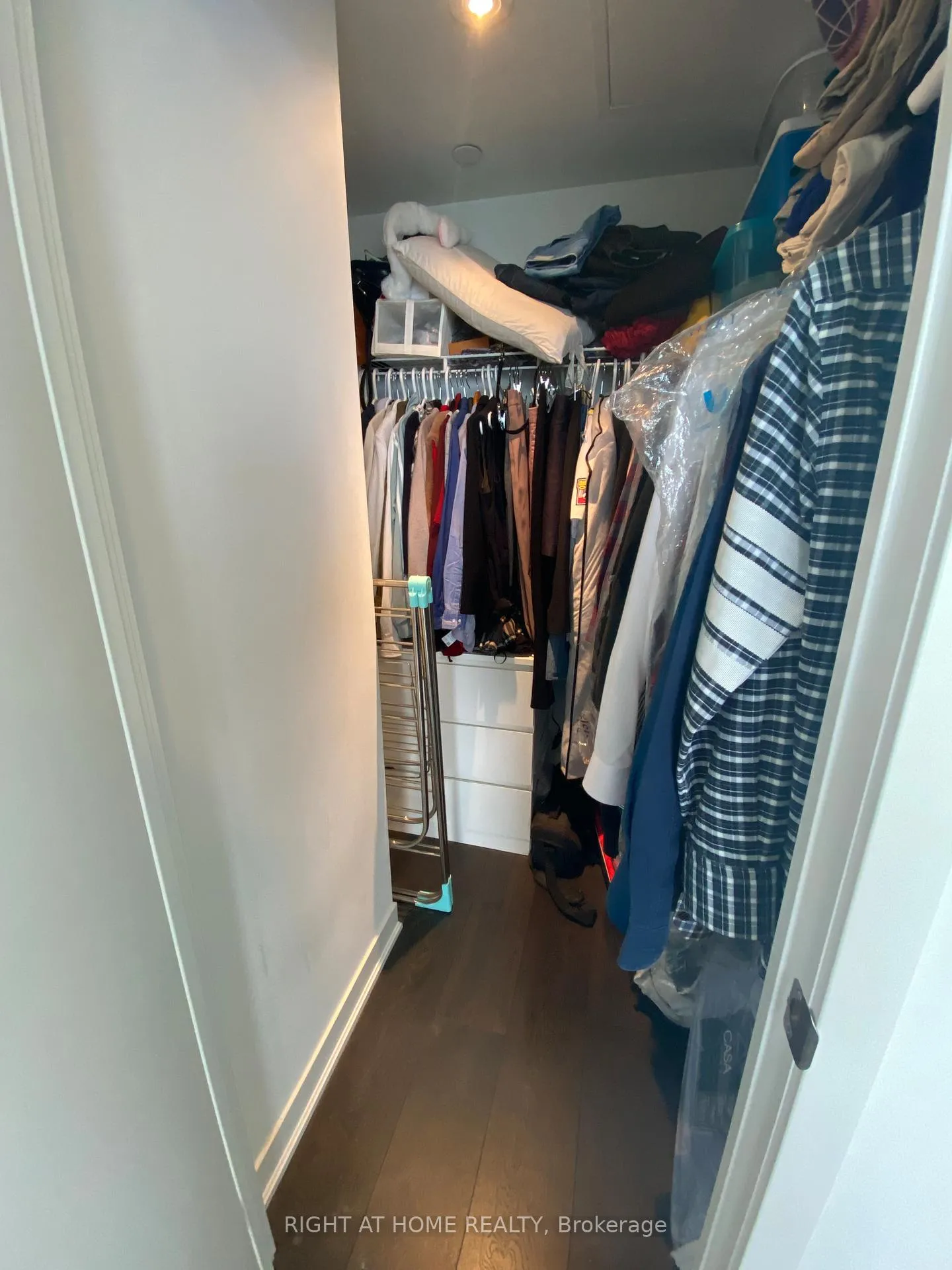 Photo 4 of Unit 5605, 88 Harbour Street, Toronto, Waterfront Communities — HOMEH