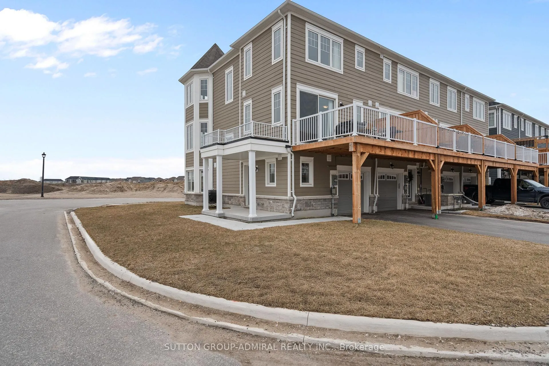 Front of 83 Shelburne Avenue