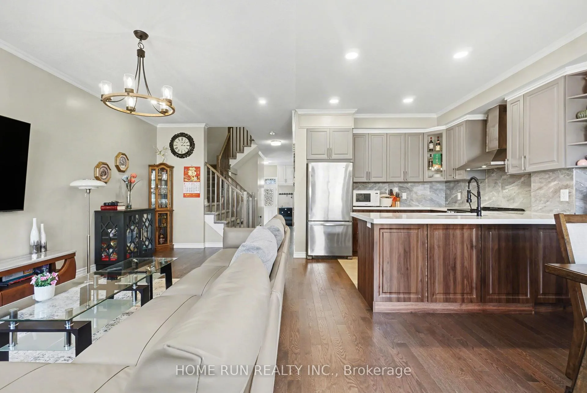 Photo 5 of 111 Mesa Drive, Ottawa, Barrhaven - Half Moon Bay — HOMEH