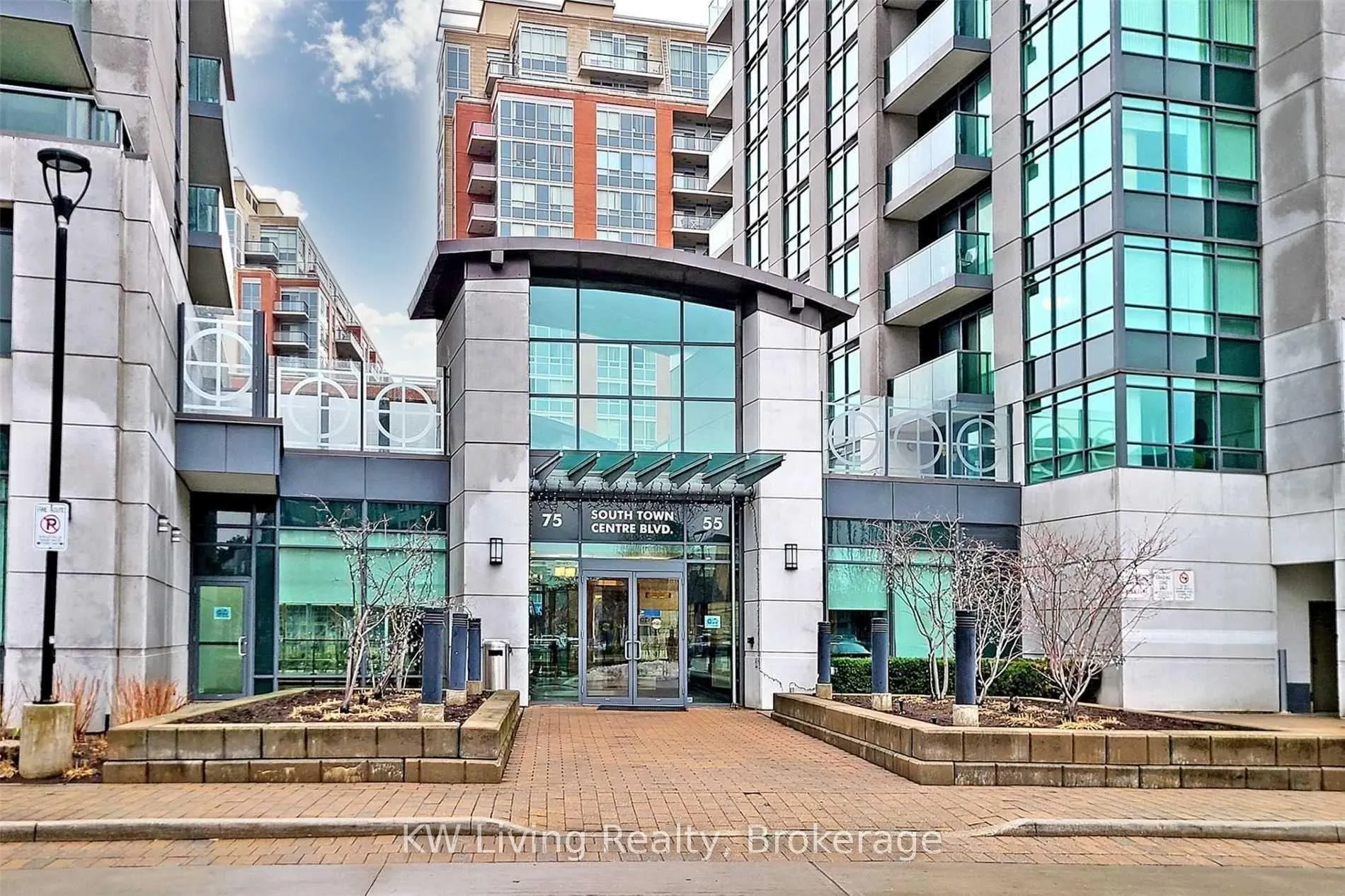 Photo 2 of Unit 205, 75 South Town Centre Boulevard, Markham, Unionville — HOMEH