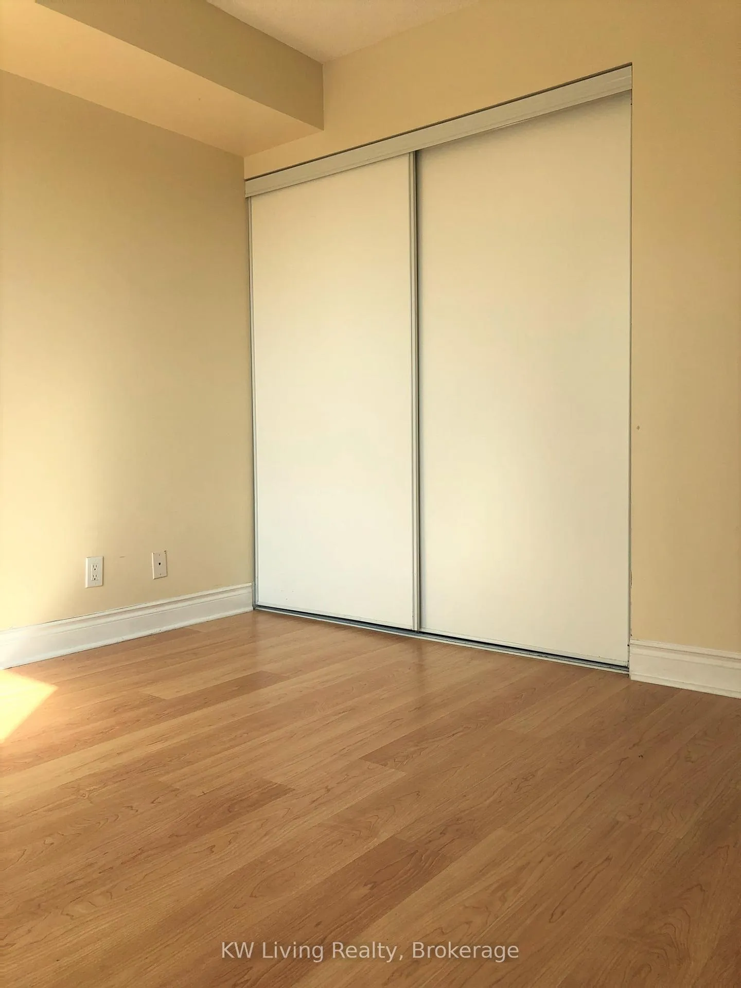 Photo 14 of Unit 205, 75 South Town Centre Boulevard, Markham, Unionville — HOMEH