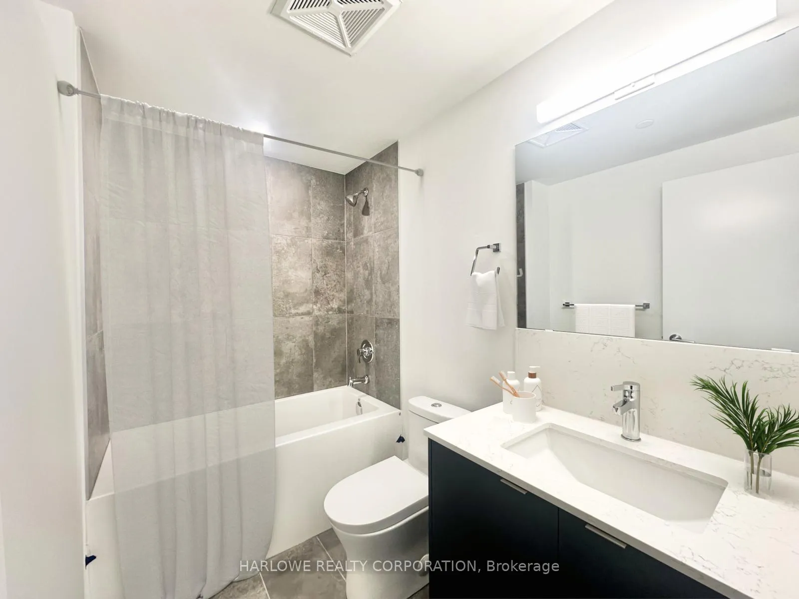 Photo 7 of Unit 176 E, 1610 Charles Street E, Whitby, Port Whitby — HOMEH