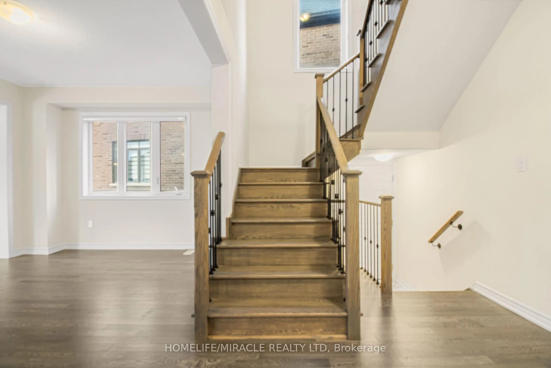 Photo 6 of 63 Lipscott Drive, Caledon, Rural Caledon — HOMEH