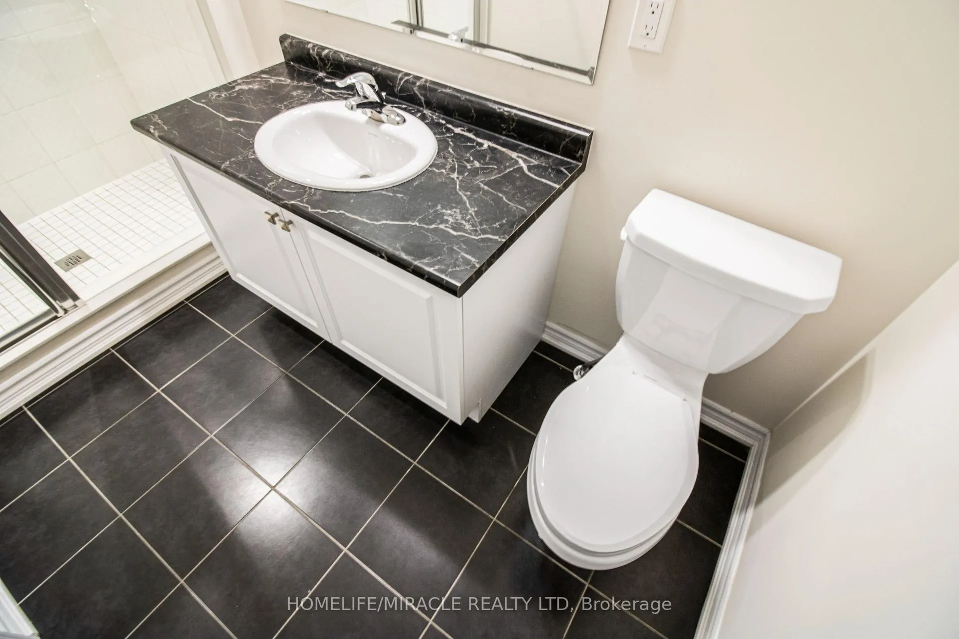 Photo 10 of 63 Lipscott Drive, Caledon, Rural Caledon — HOMEH