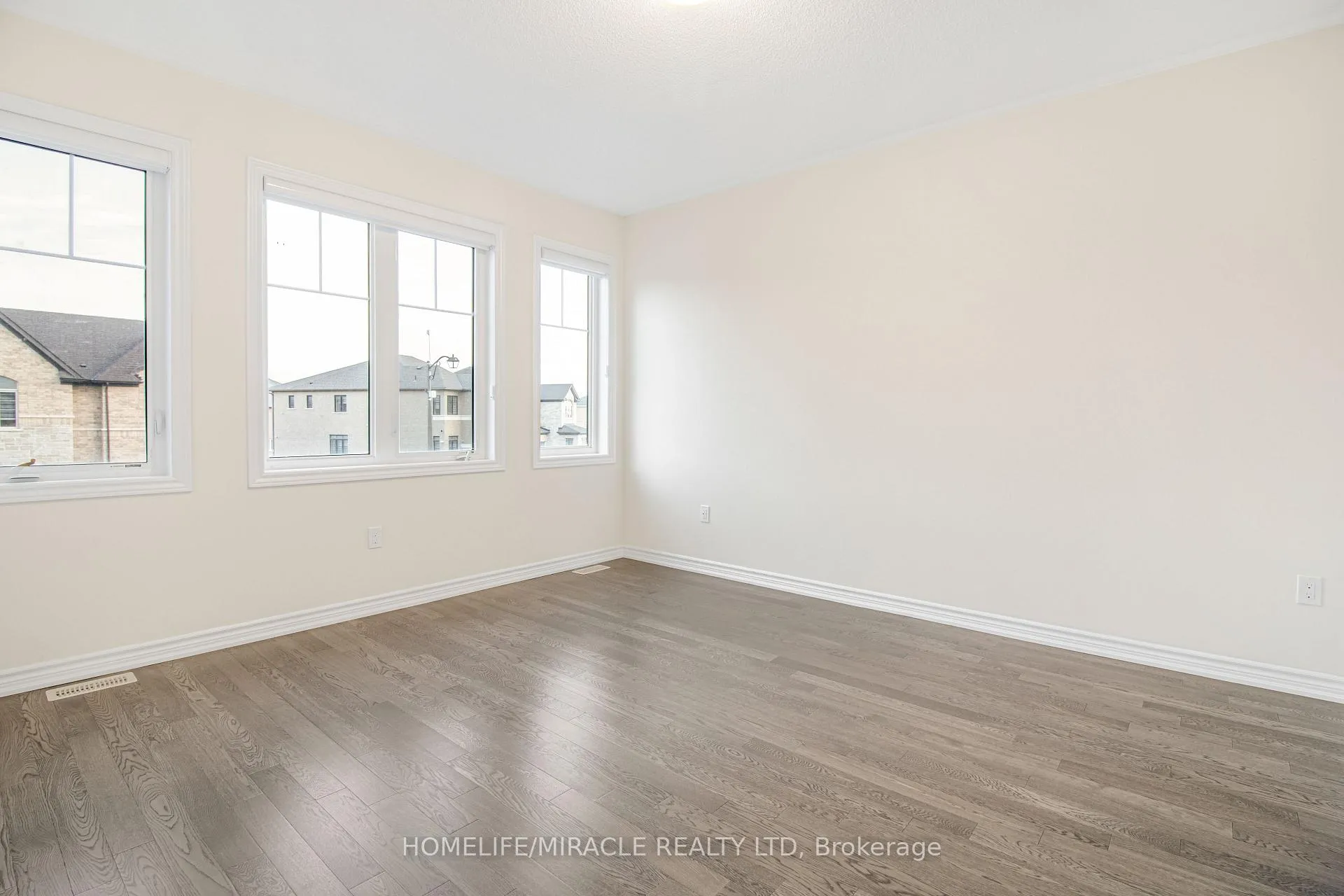 Photo 12 of 63 Lipscott Drive, Caledon, Rural Caledon — HOMEH