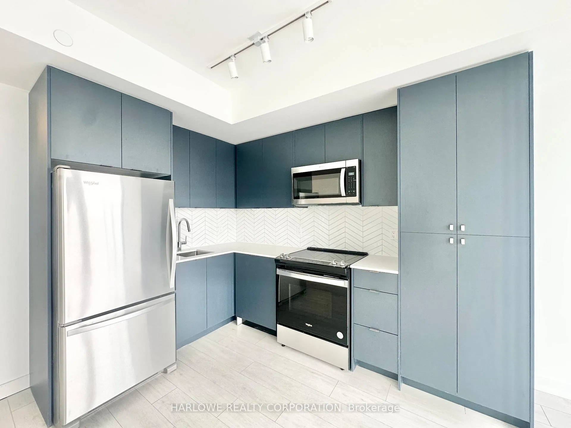 Photo 2 of Unit 434 D, 1614 Charles Street, Whitby, Port Whitby — HOMEH